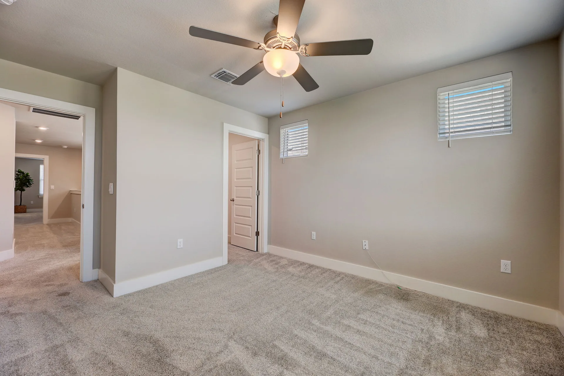 Stunning 2021 Meritage Home in Easton Park with FREE Solar Panels! Better Priced Than New Builds and Move-In Ready! photo 28