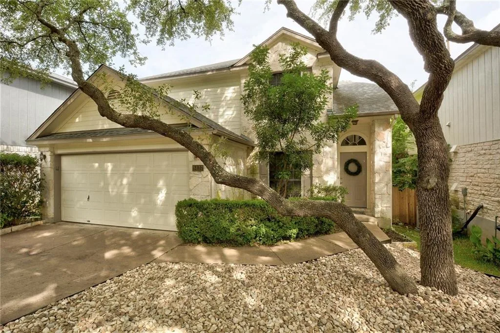 Stunning Milwood Home: Prime Location and Secluded Backyard that Backs to a Greenspace!