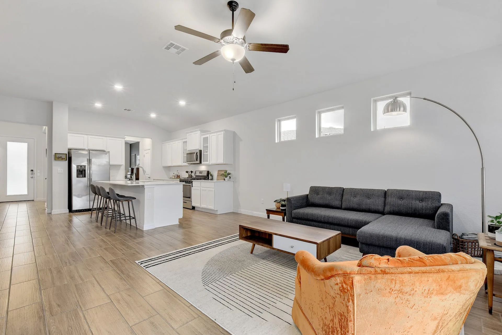 8206 Dampton Ln, Austin, Texas 78744 photo 8