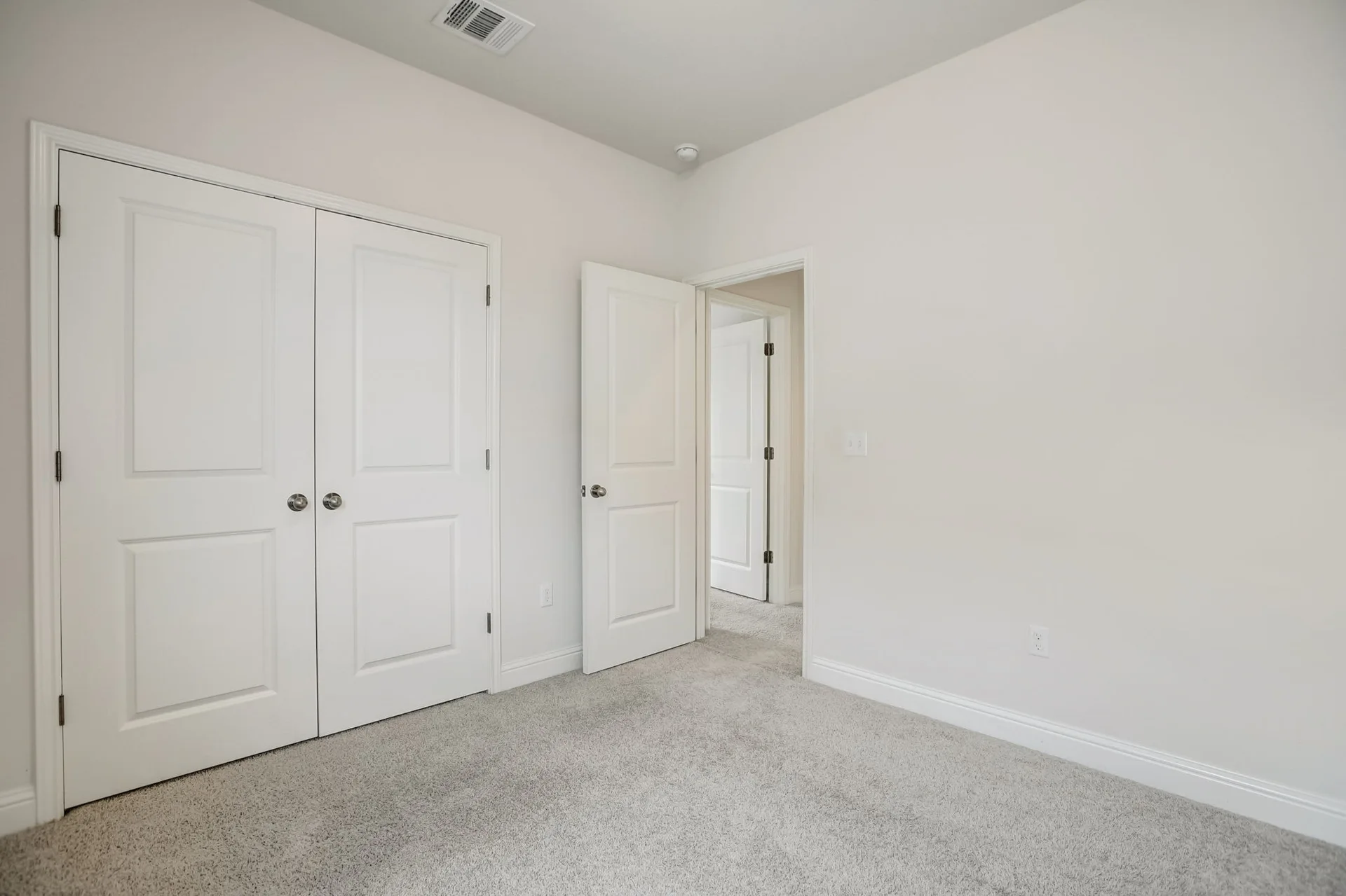 Spacious 4-Bedroom Home in The Preserve at Four Points – A+ School District, Open Floorplan, Luxurious Primary Suite, Covered Patio, and More! photo 27