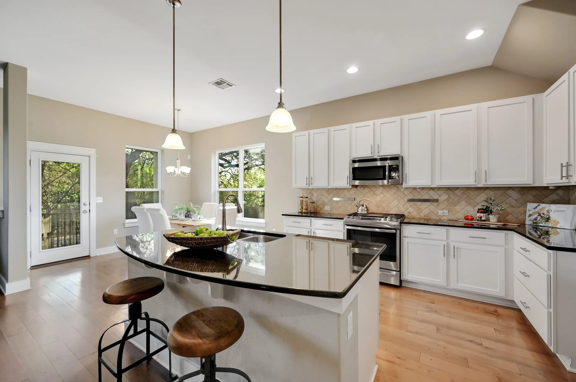 712 Waterfall Way photo 11