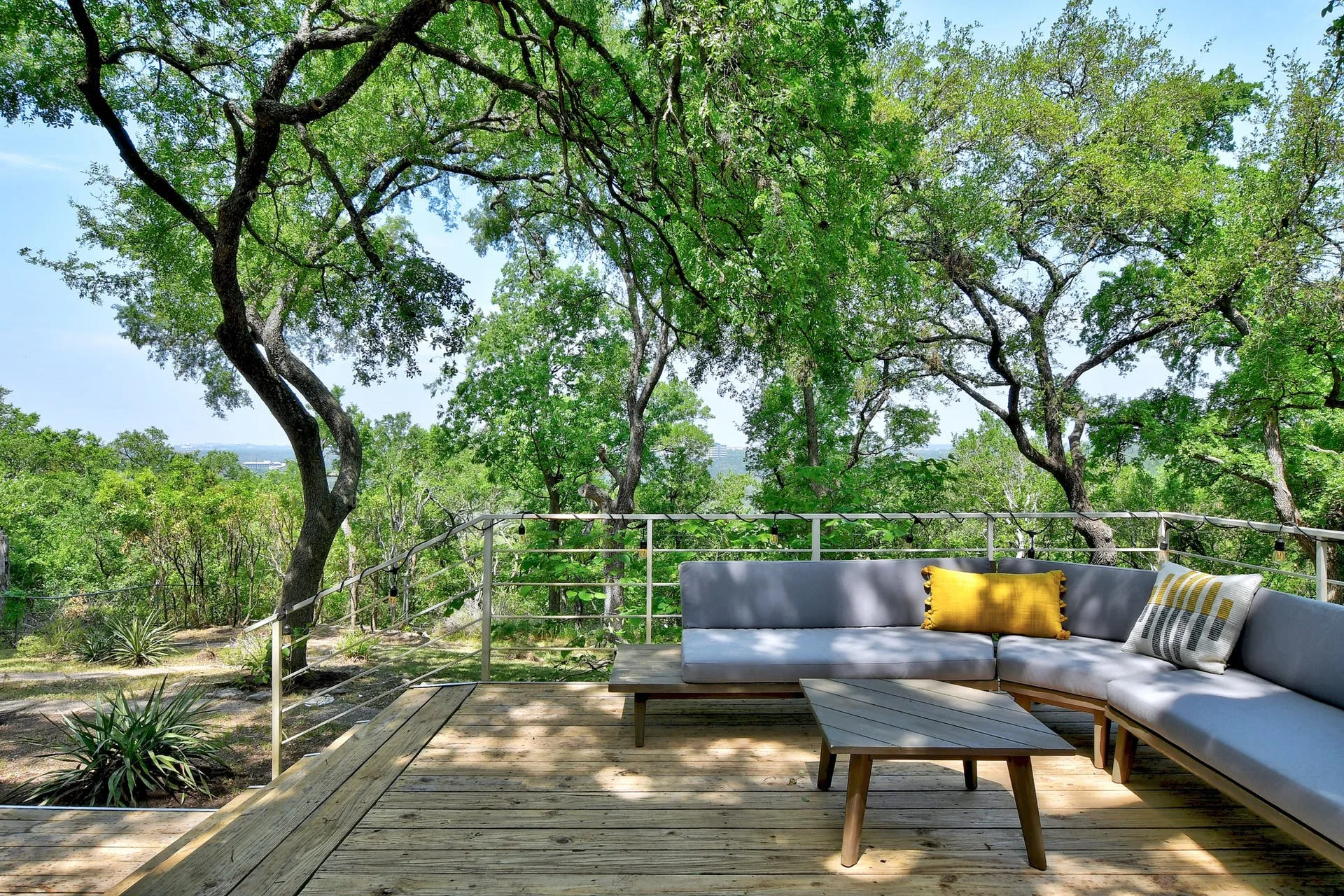 2305 Westworth Cir, Austin, Texas 78704 photo 2