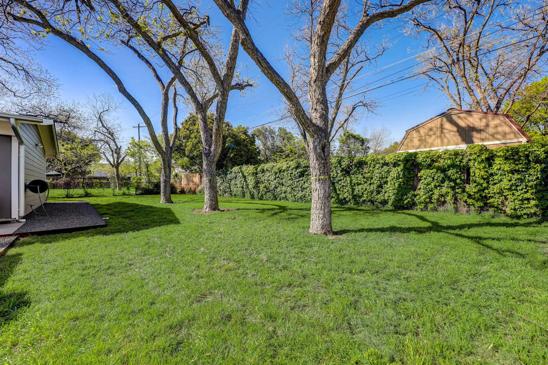 Stunning modern mid-century rebuilt home in the sought-after Delwood Heights near Mueller! photo 58