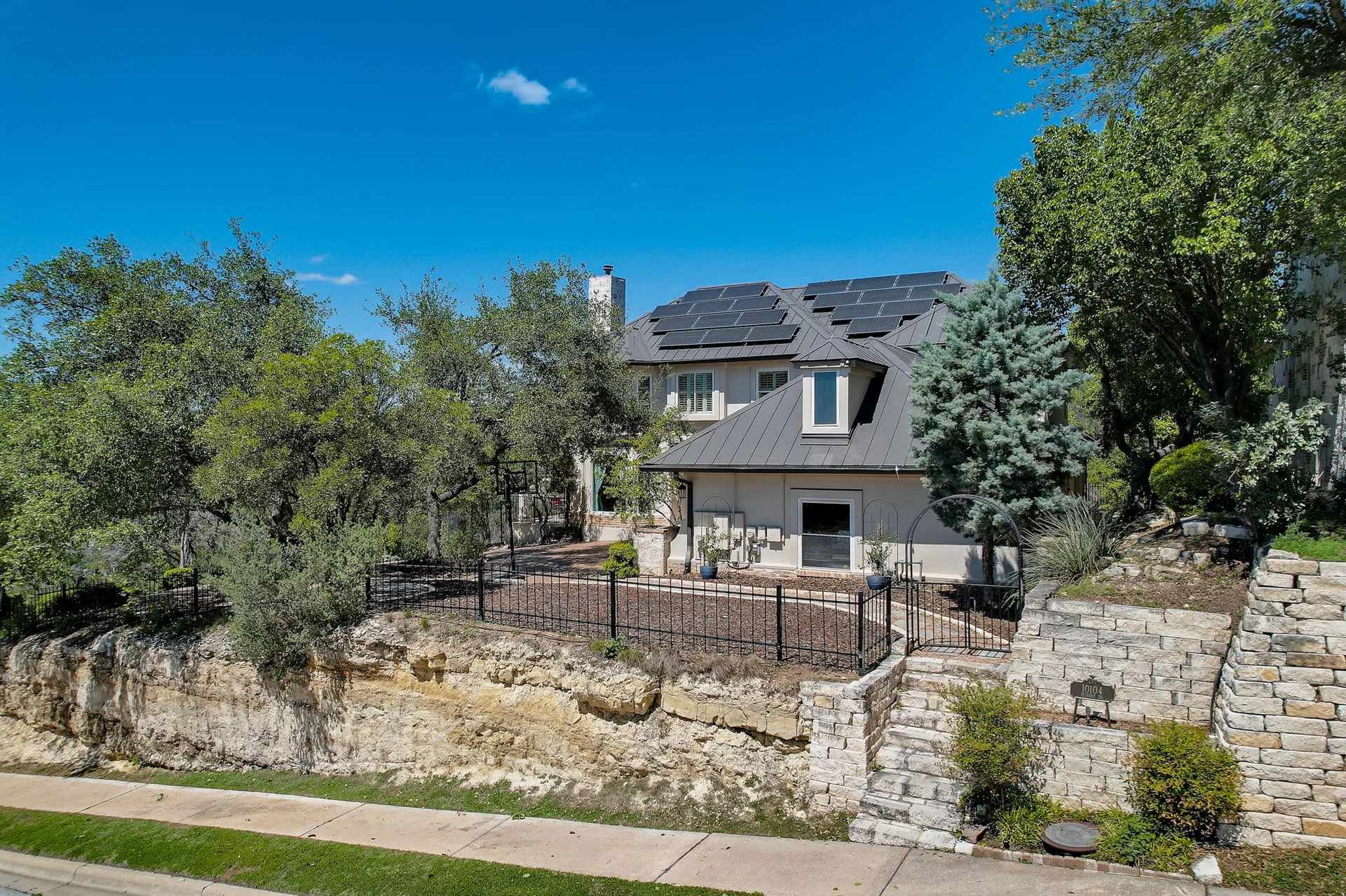 Hill Country Paradise: Luxurious 4/3 Home with Heated Pool/Spa and Spectacular Sunset Views in River Place! photo 75