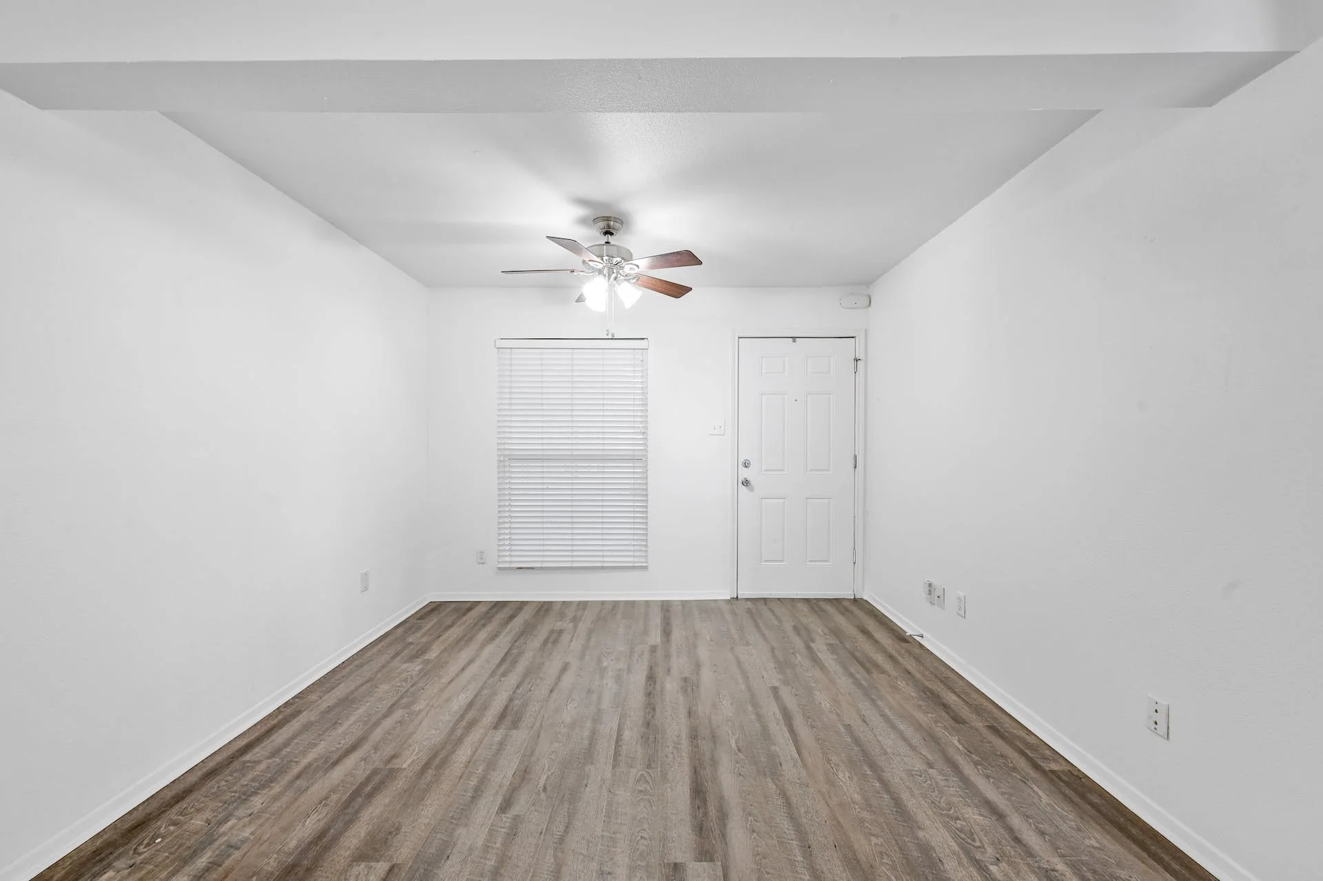 2021 Bluebonnet Ln #106, Austin, TX 78704 photo 3