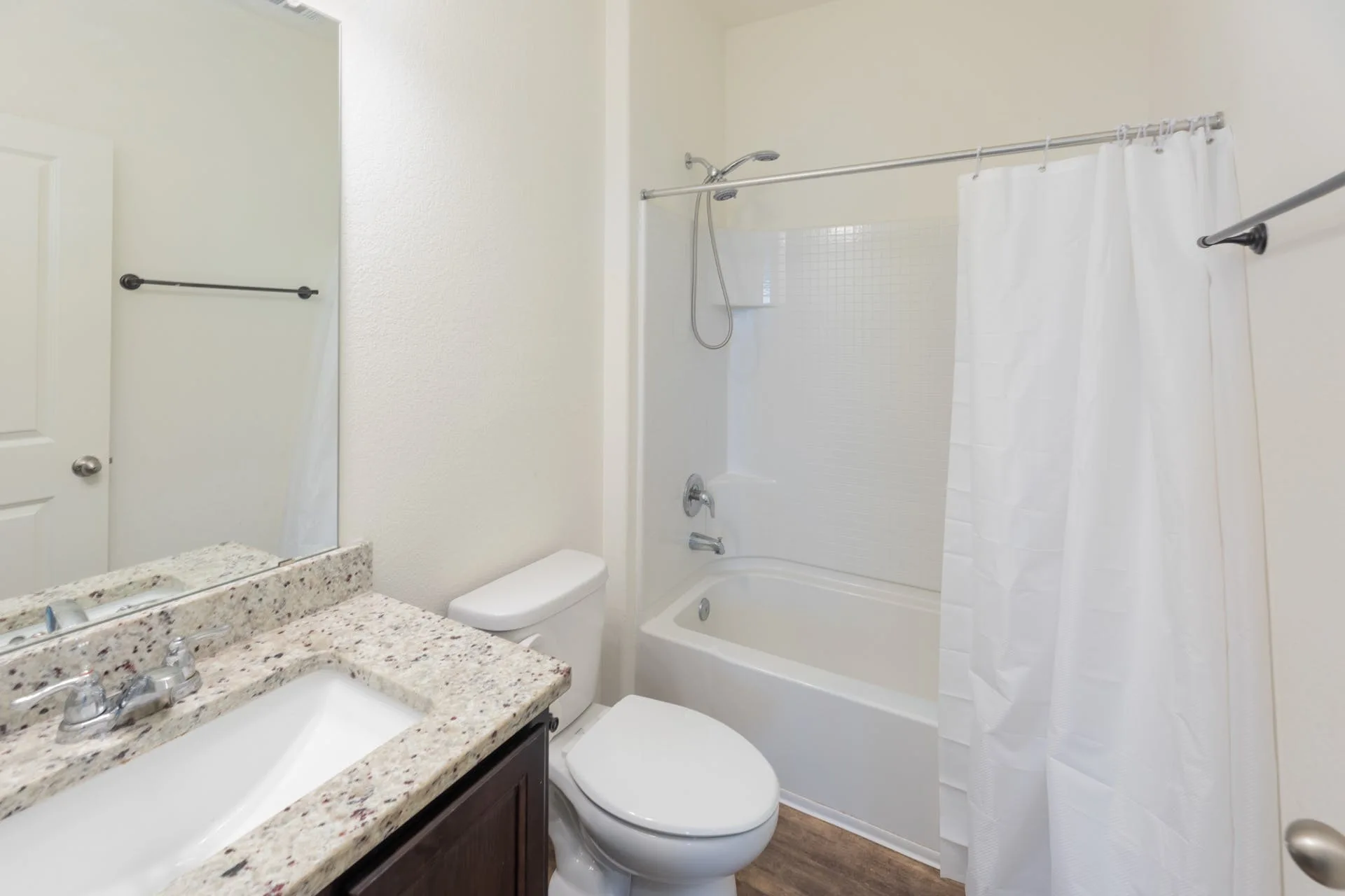 13912 Mark Christopher Way, Manor photo 17