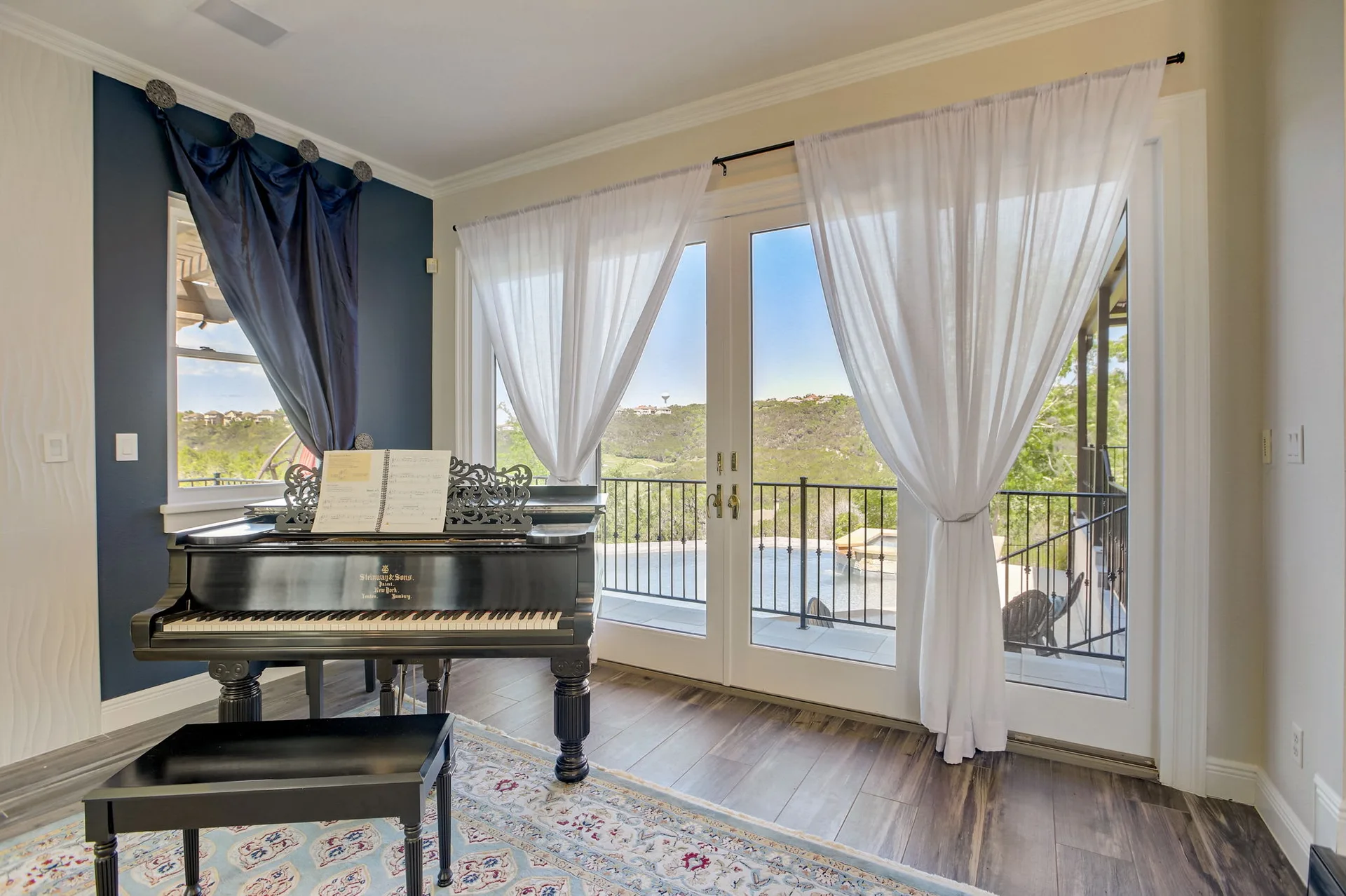 Hill Country Paradise: Luxurious 4/3 Home with Heated Pool/Spa and Spectacular Sunset Views in River Place! photo 10