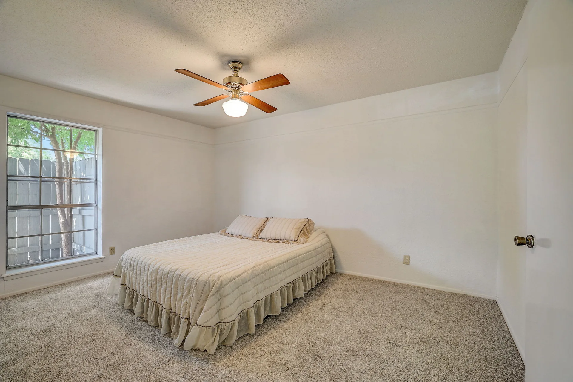 2425 Ashdale Dr #24, Austin, Texas 78757 photo 17