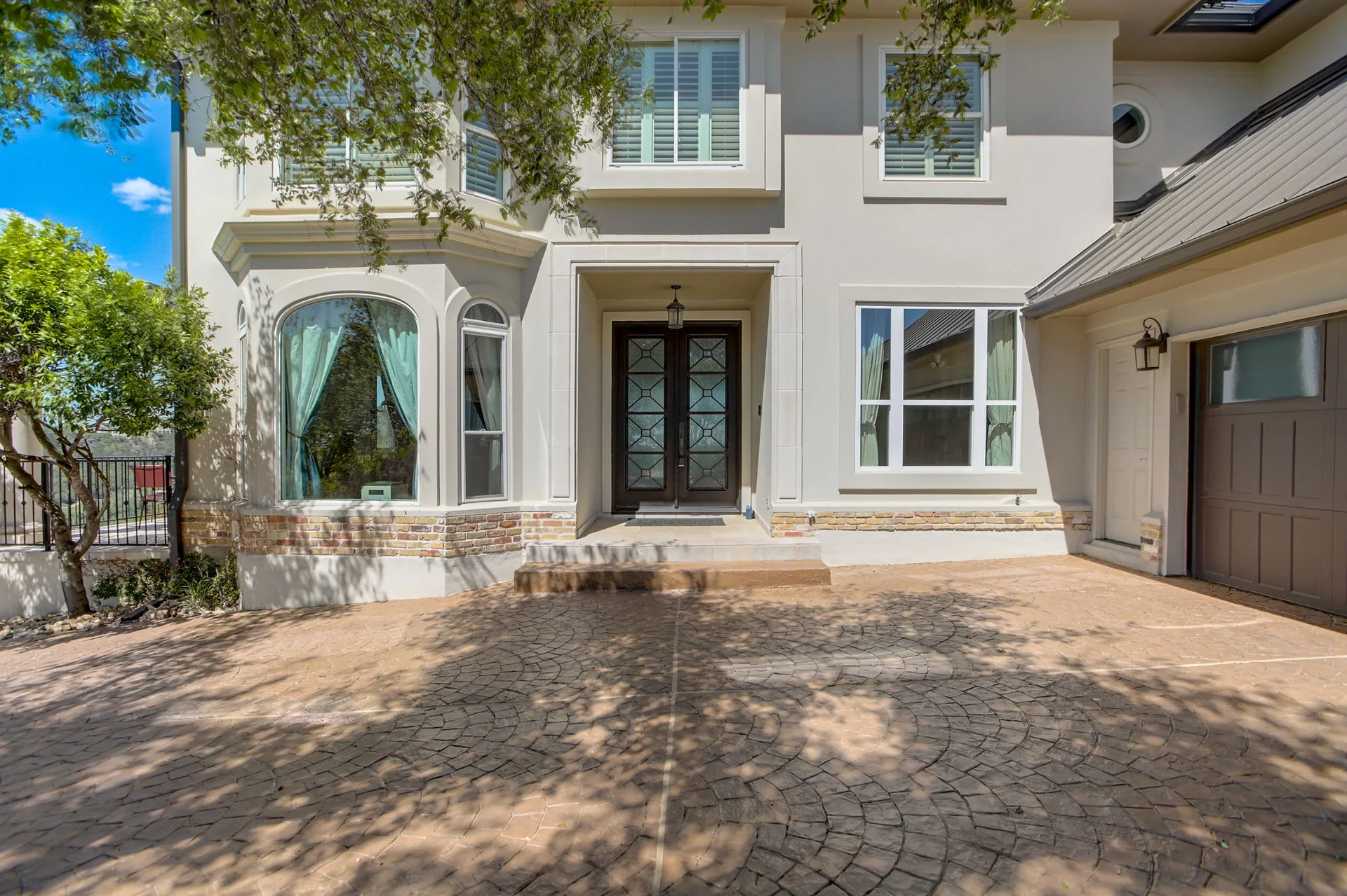 Hill Country Paradise: Luxurious 4/3 Home with Heated Pool/Spa and Spectacular Sunset Views in River Place! photo 5