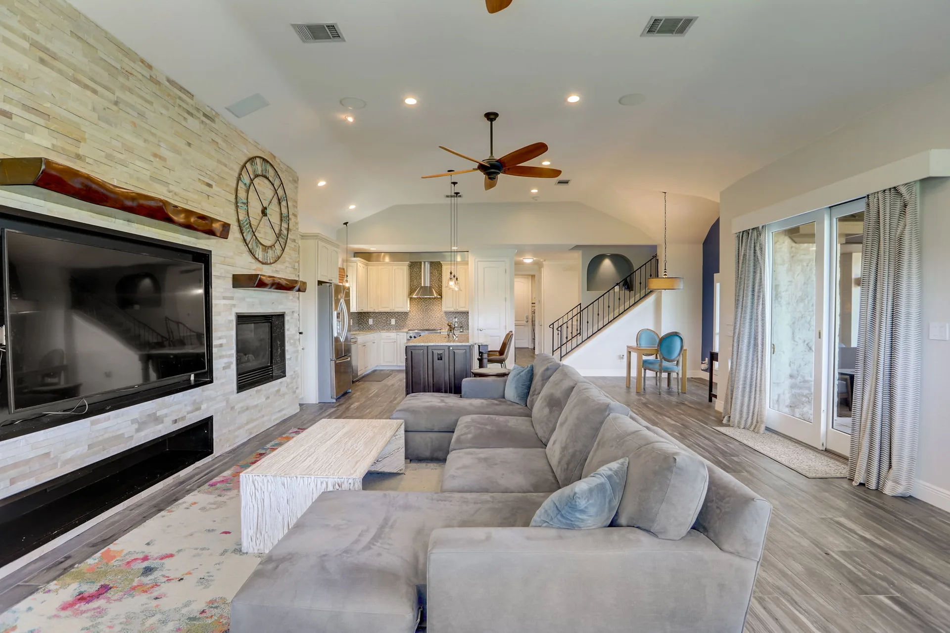 Hill Country Paradise: Luxurious 4/3 Home with Heated Pool/Spa and Spectacular Sunset Views in River Place! photo 17