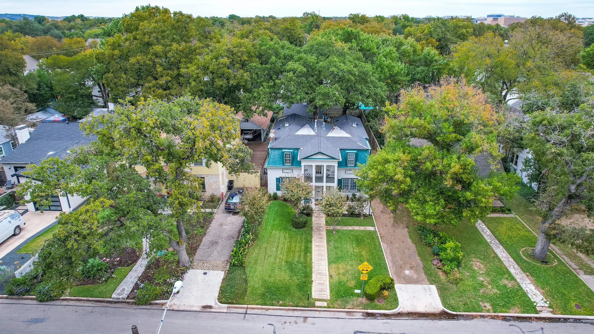 1520 Northwood Rd, Austin, TX 78703 photo 3