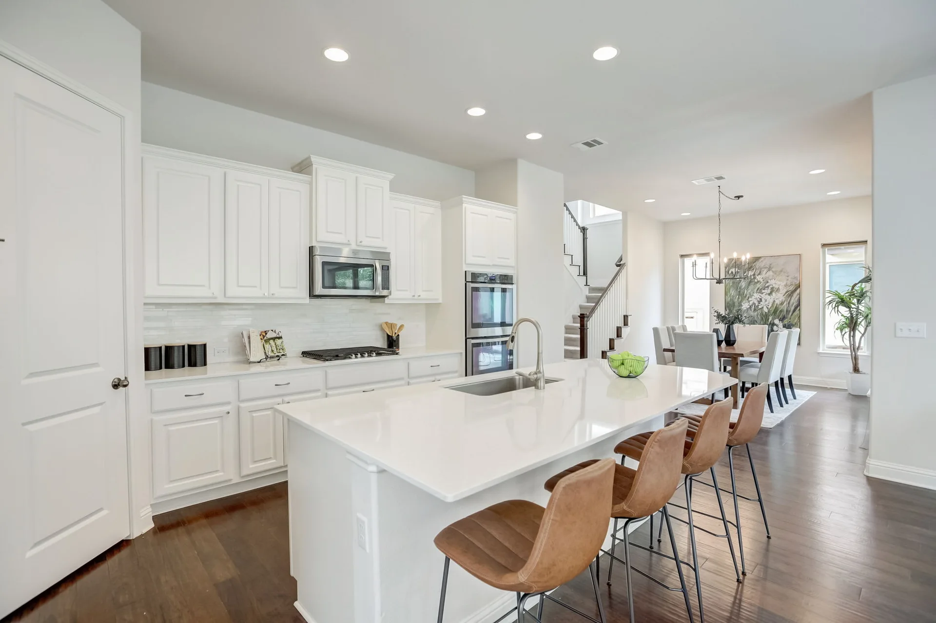 Spacious 4-Bedroom Home in The Preserve at Four Points – A+ School District, Open Floorplan, Luxurious Primary Suite, Covered Patio, and More! photo 10