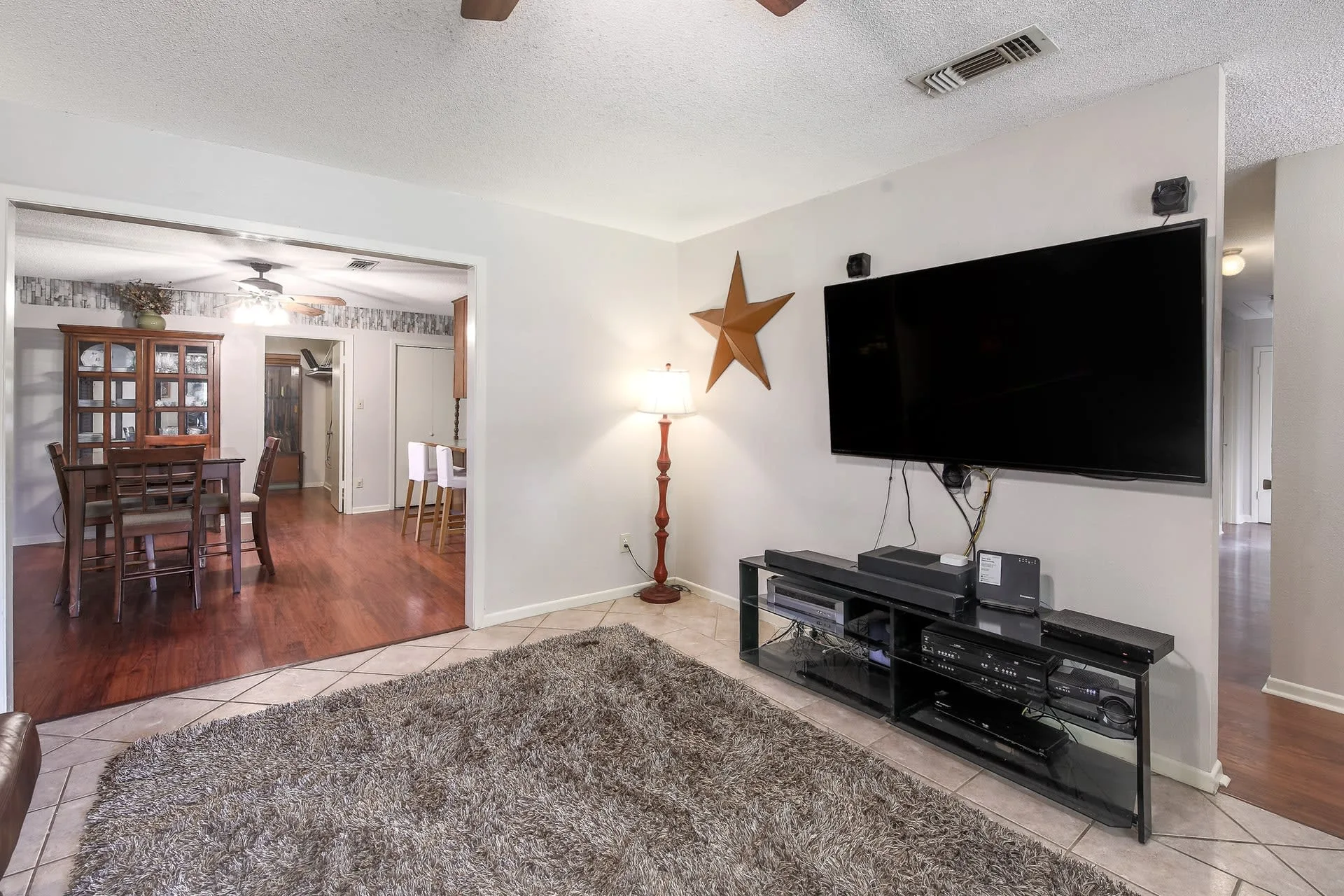 509 Hosack St photo 6