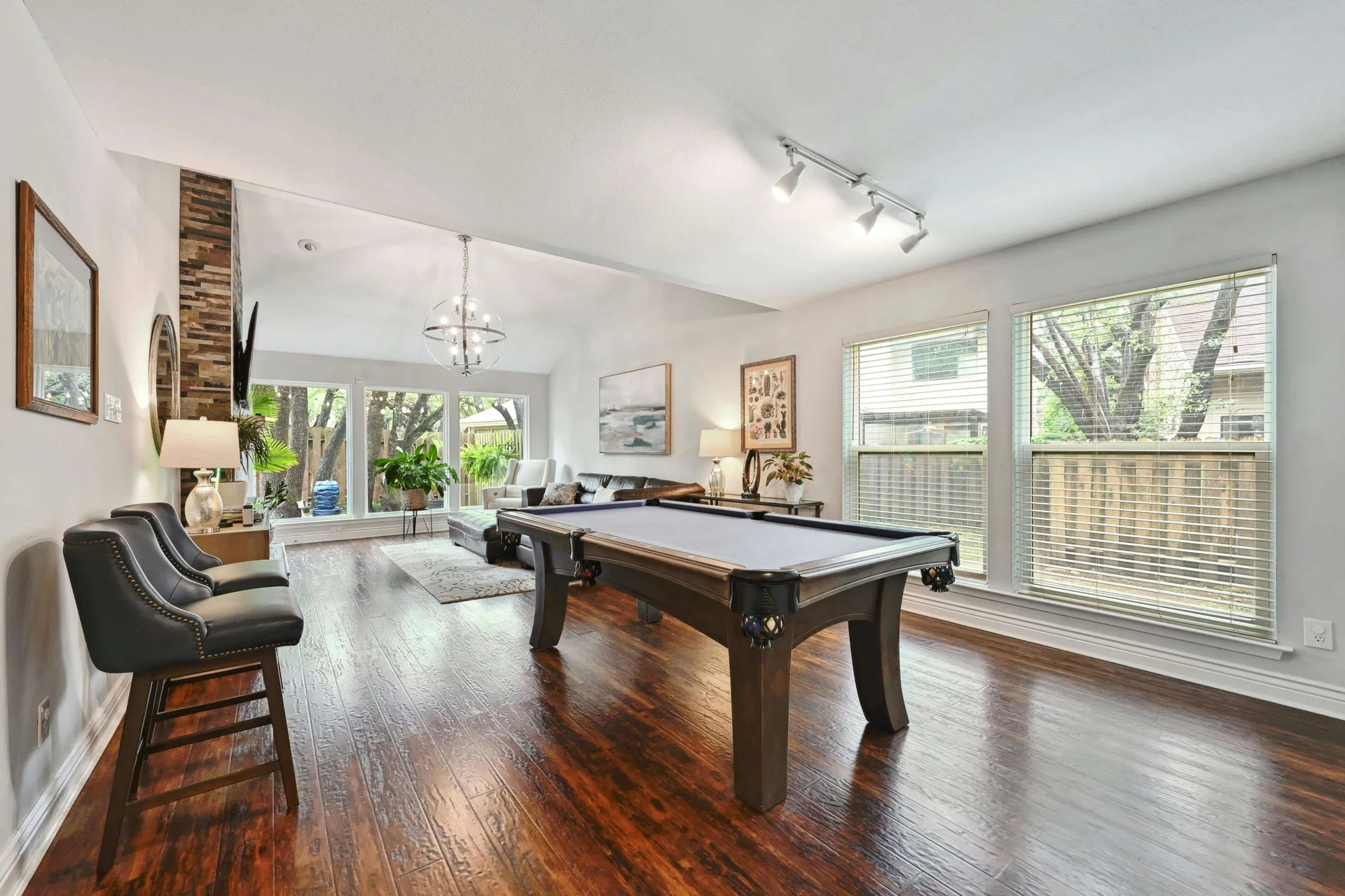 Alluring One-Story Home in in the Coveted 78759! photo 11