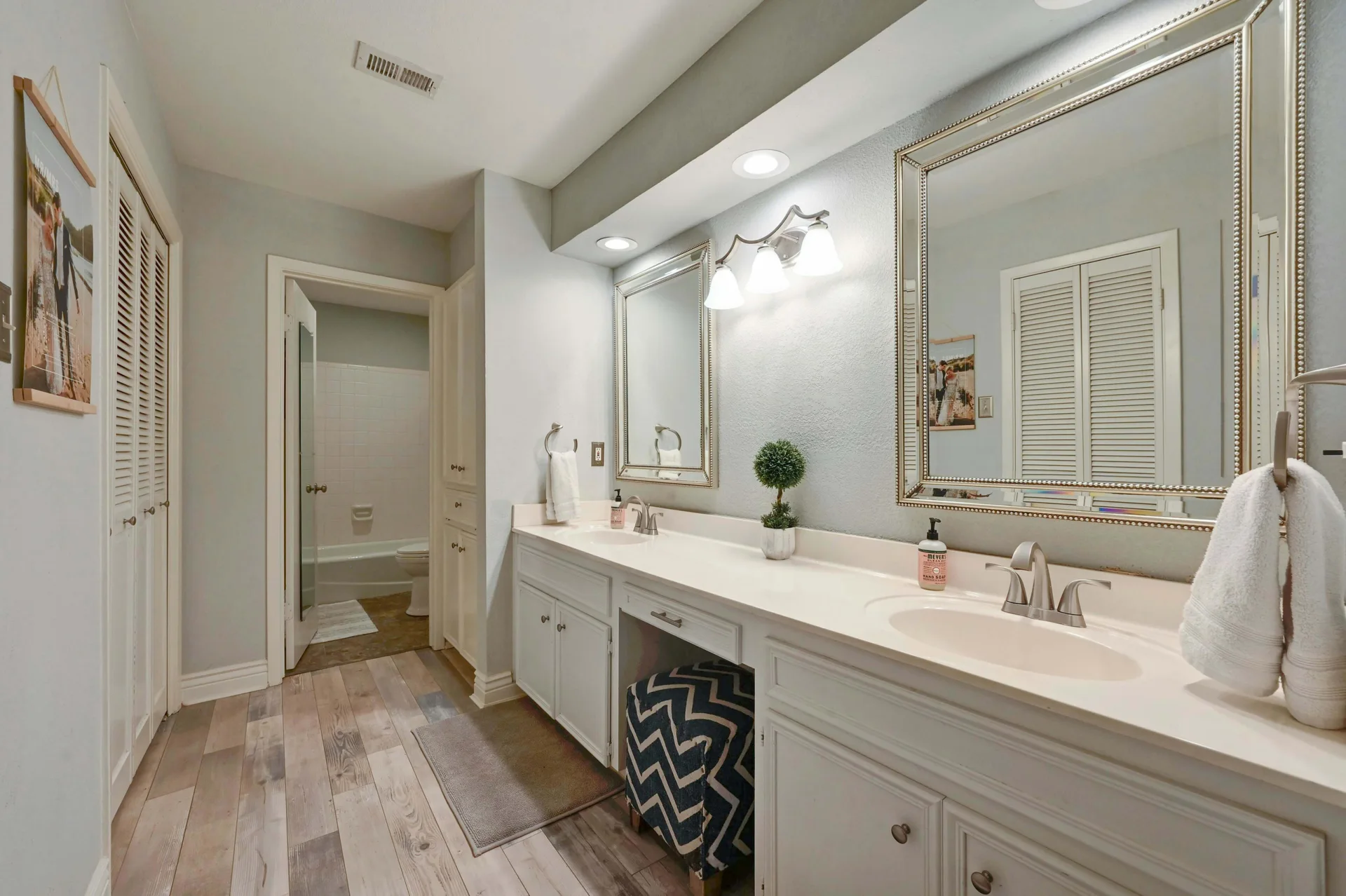 Alluring One-Story Home in in the Coveted 78759! photo 18
