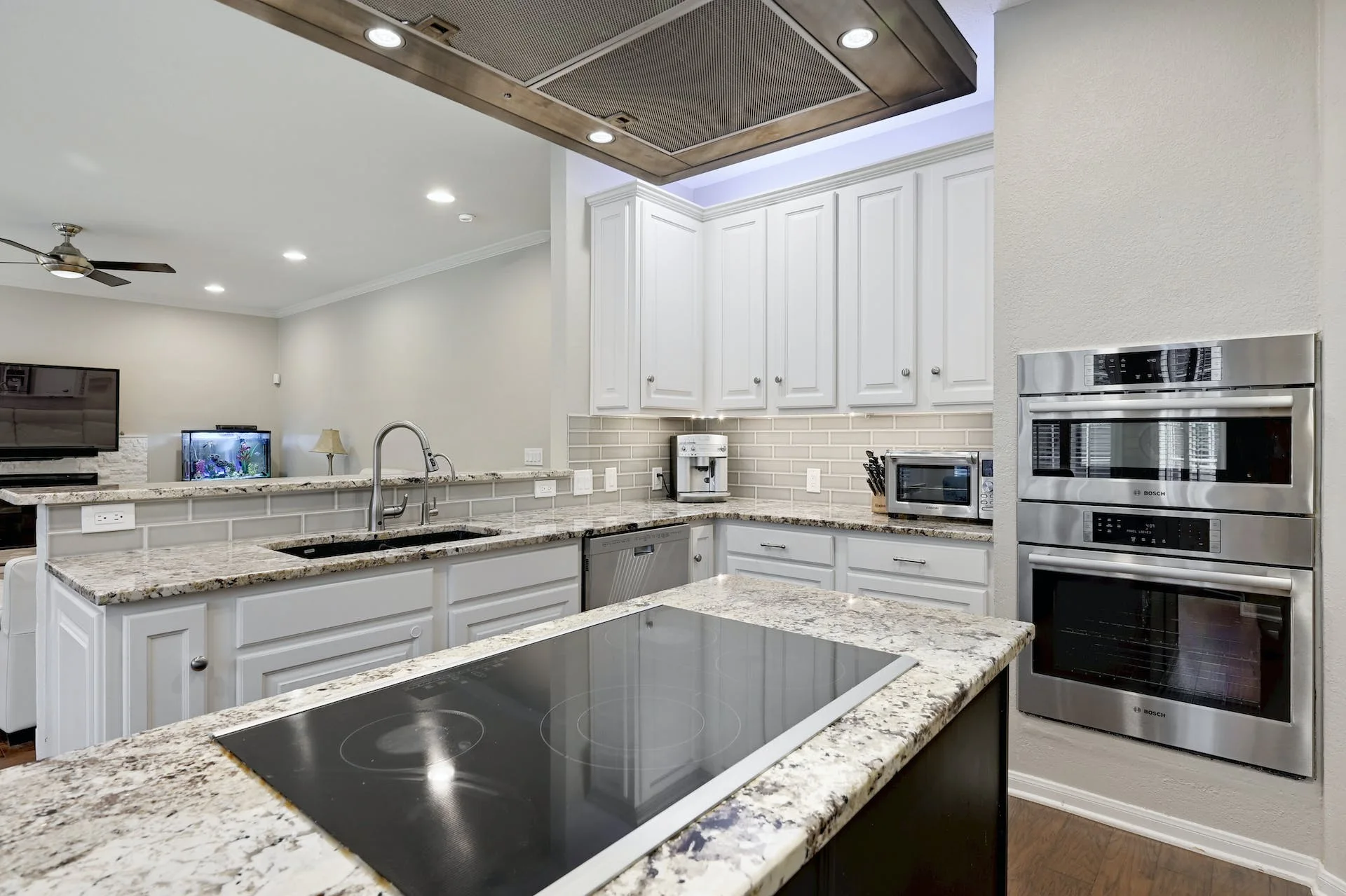 5212 Corrientes Cv, Austin, Texas 78739 photo 12