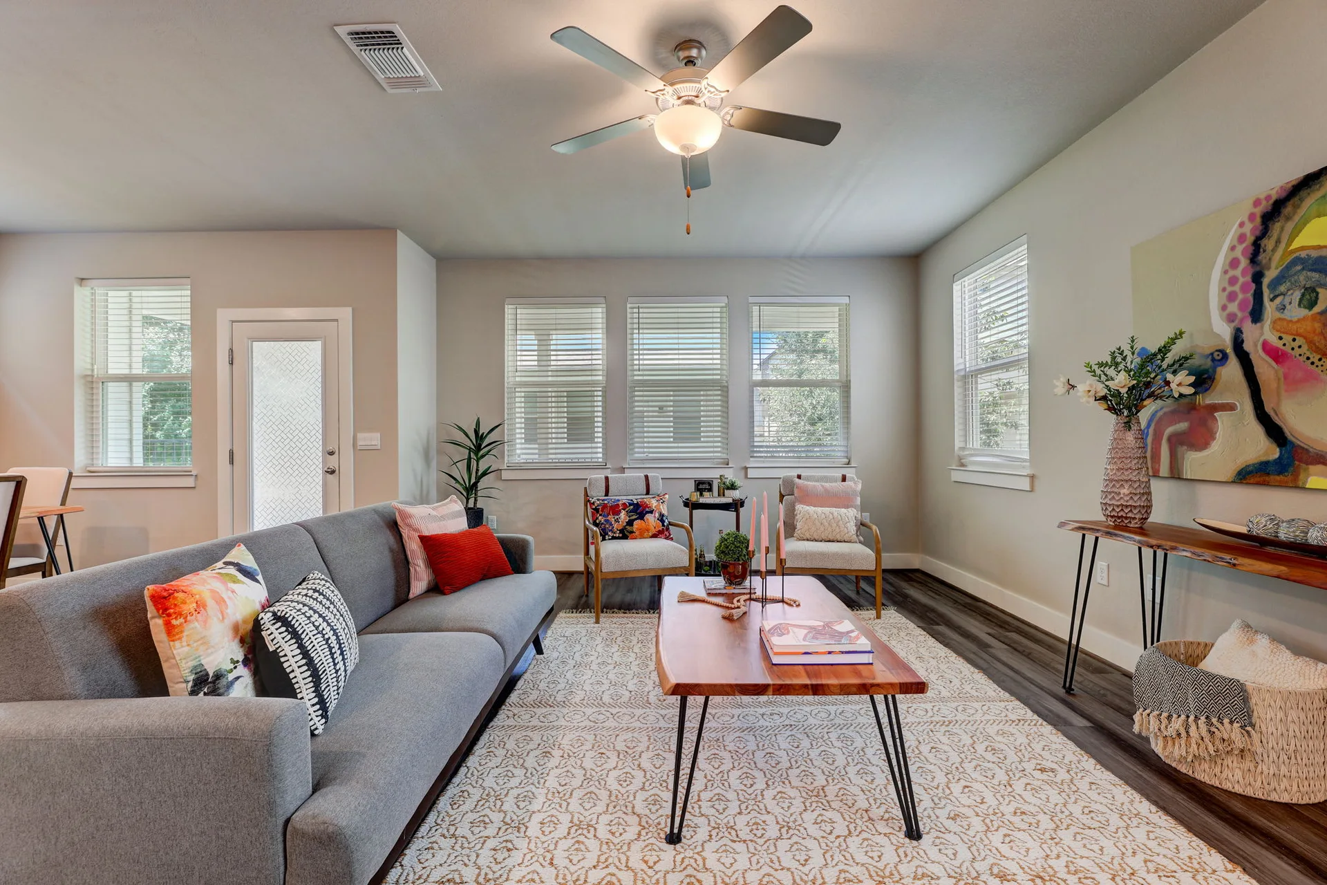 Stunning 2021 Meritage Home in Easton Park with FREE Solar Panels! Better Priced Than New Builds and Move-In Ready! photo 7