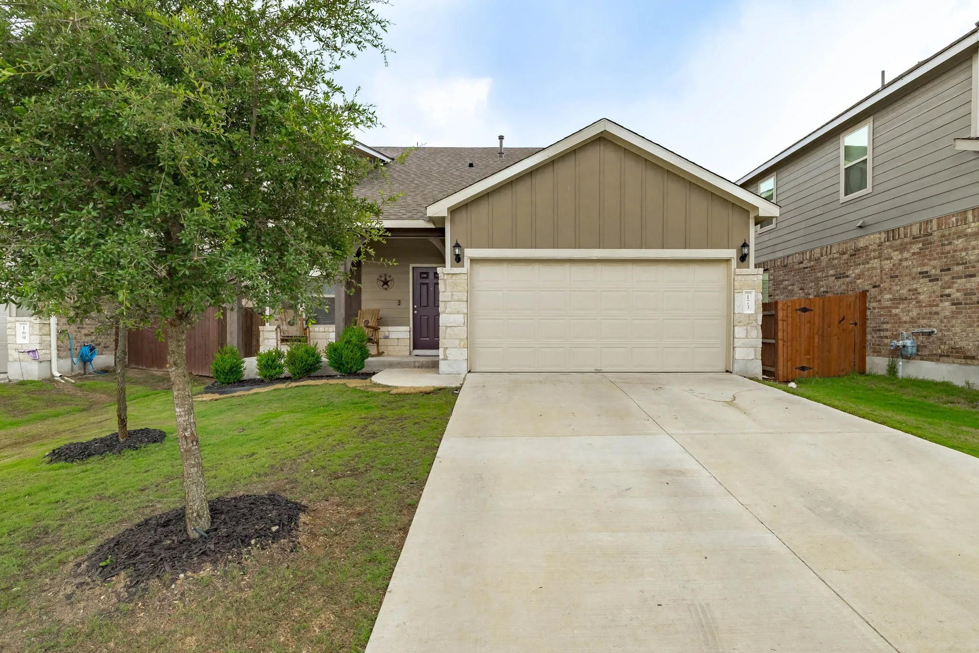 173 Carlina Loop, Liberty Hill, Texas 78642 photo 2