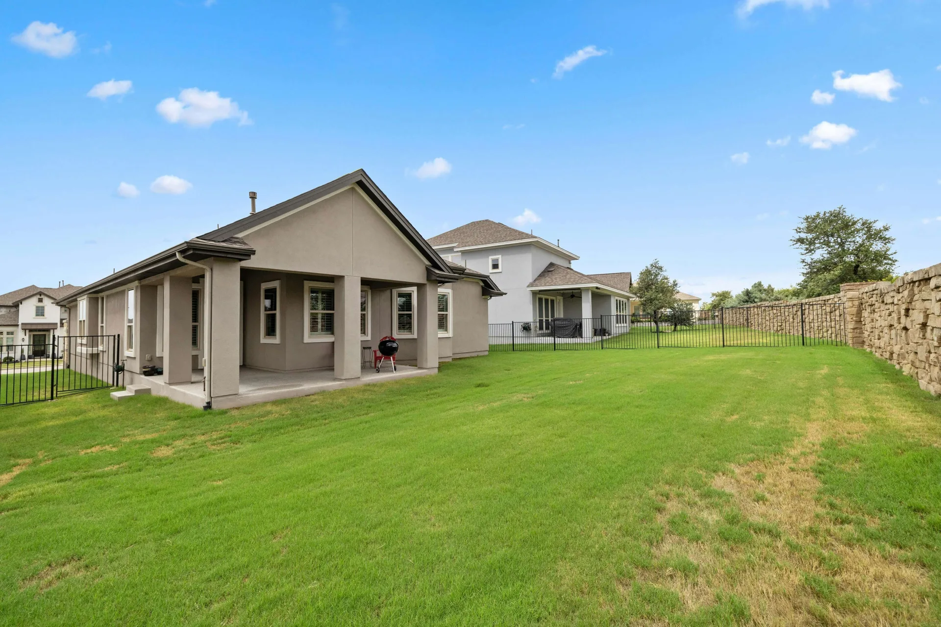 Impeccably Maintained 1-Story Taylor Morrison Home with Luxurious Amenities in Desirable Travisso Neighborhood! photo 27