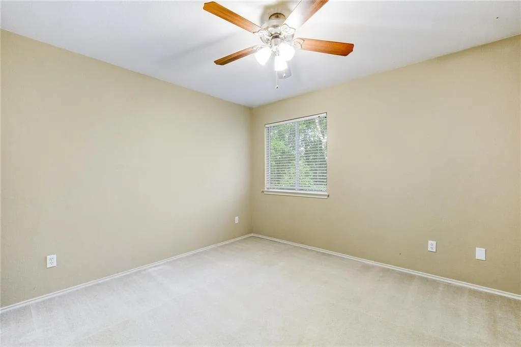 Stunning Milwood Home: Prime Location and Secluded Backyard that Backs to a Greenspace! photo 18