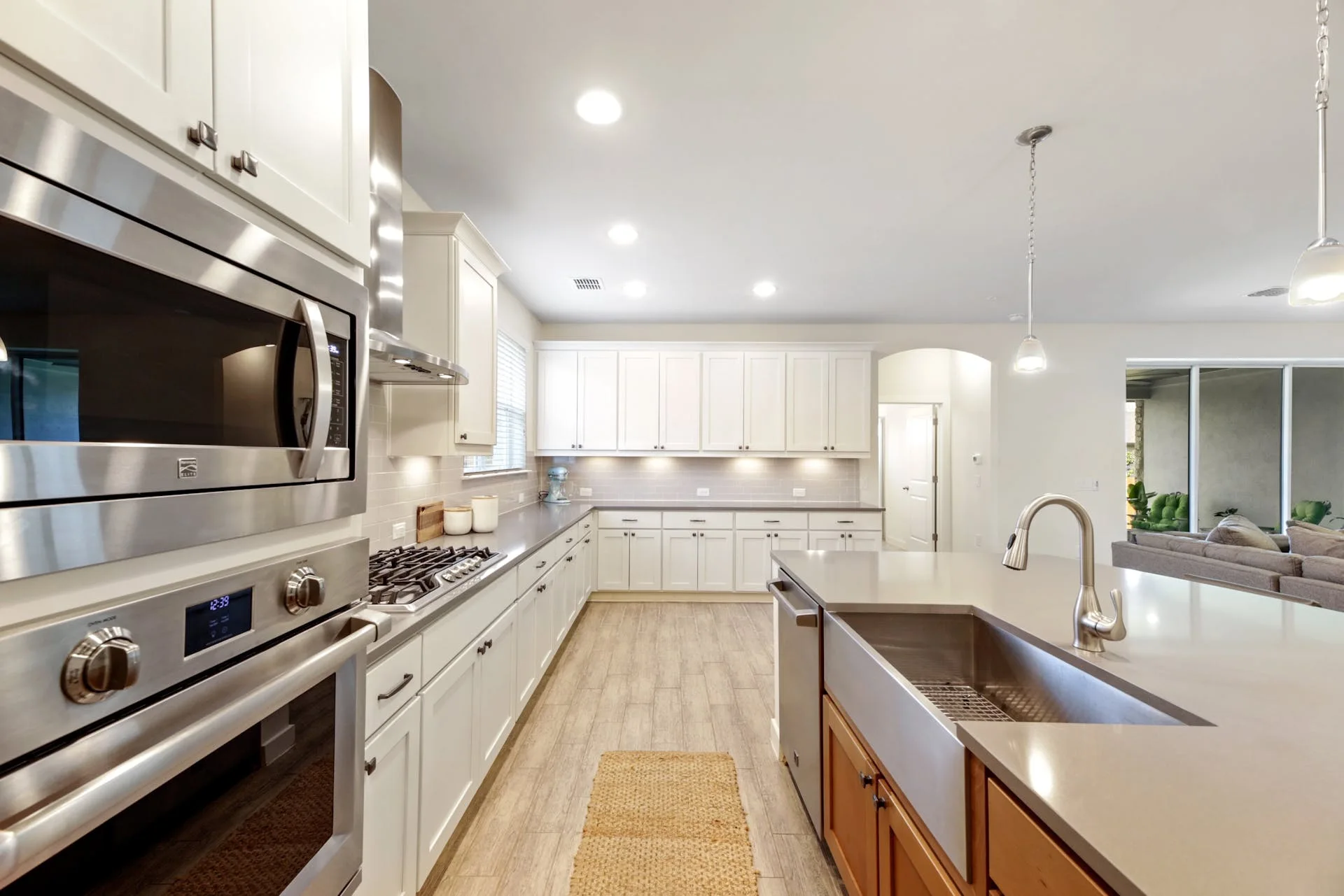 7208 Lombard Ln, Austin, Texas 78744 photo 13