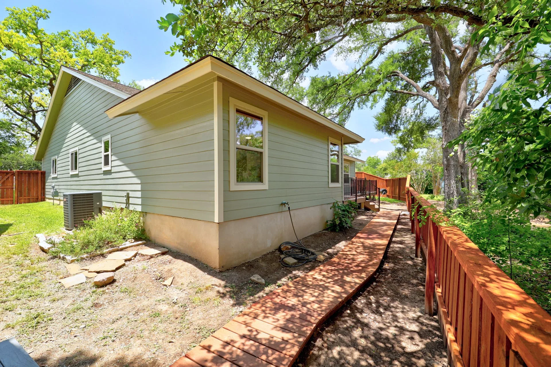 11903 Bobcat Trl, Austin, Texas 78750 photo 33
