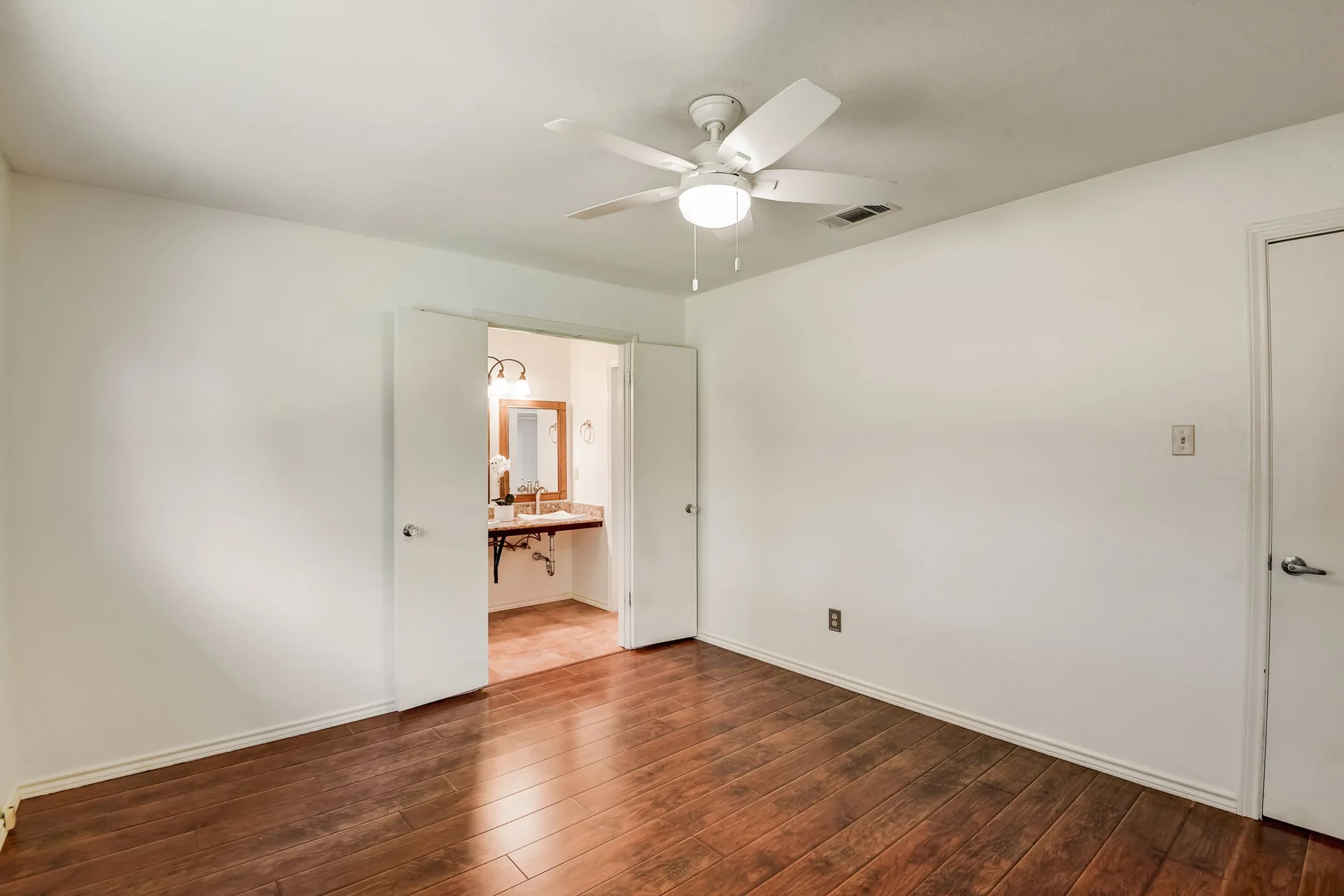 Transform this 1-Story Brushy Creek Home w/ a New Roof into Your Dream Oasis! photo 13
