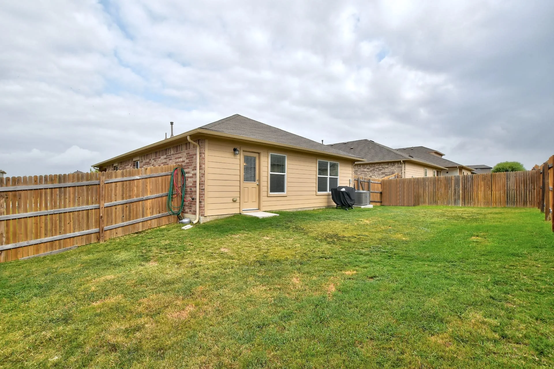 194 Screech Owl Dr photo 25
