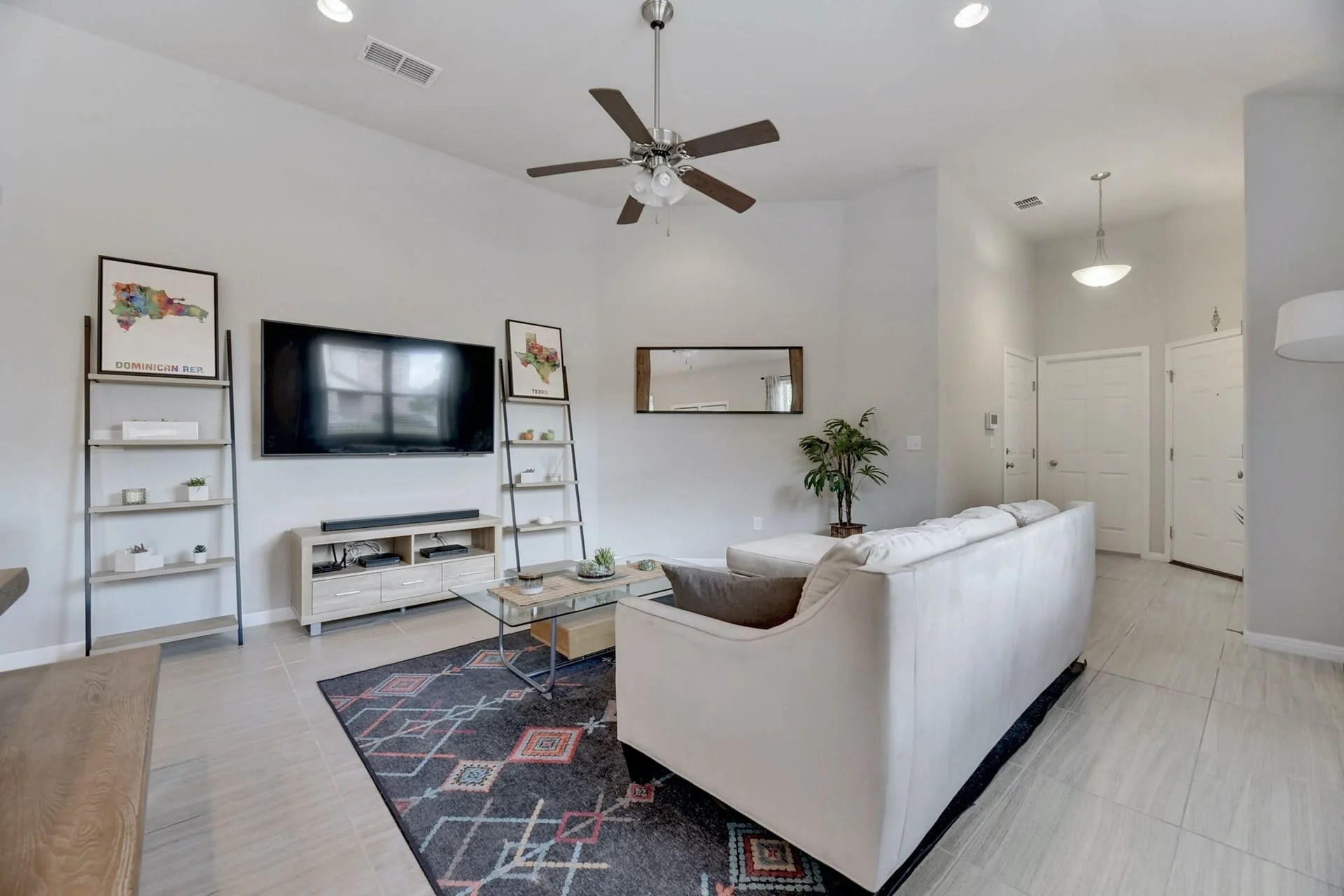 9701 Tolima Dr, #113 photo 6