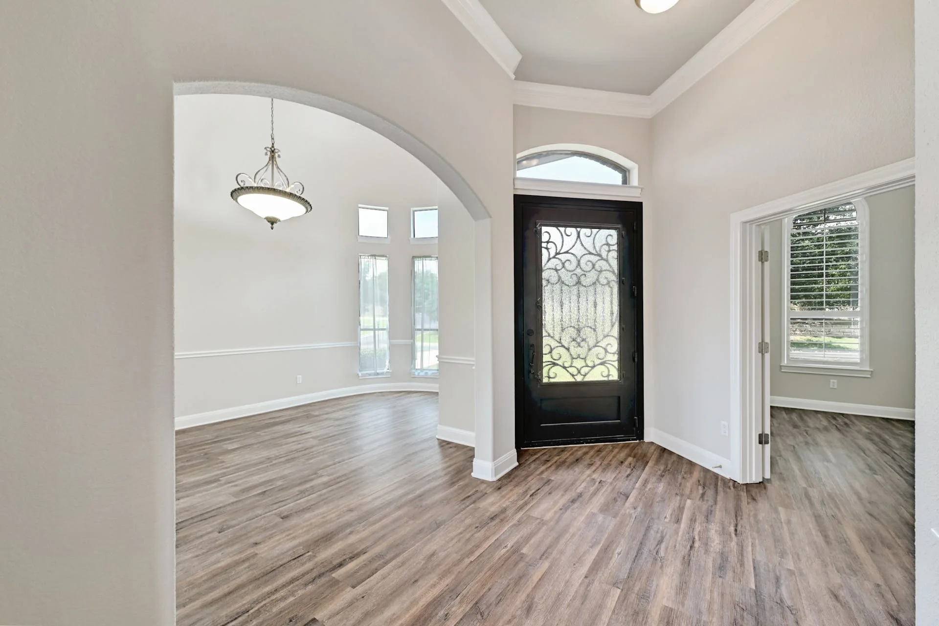 Stunning 5-Bedroom Luxury Home with Breathtaking Hill Country Views in Gated Community! | Short Walk to Lake Travis H.S. | Resort-style Amenities photo 6