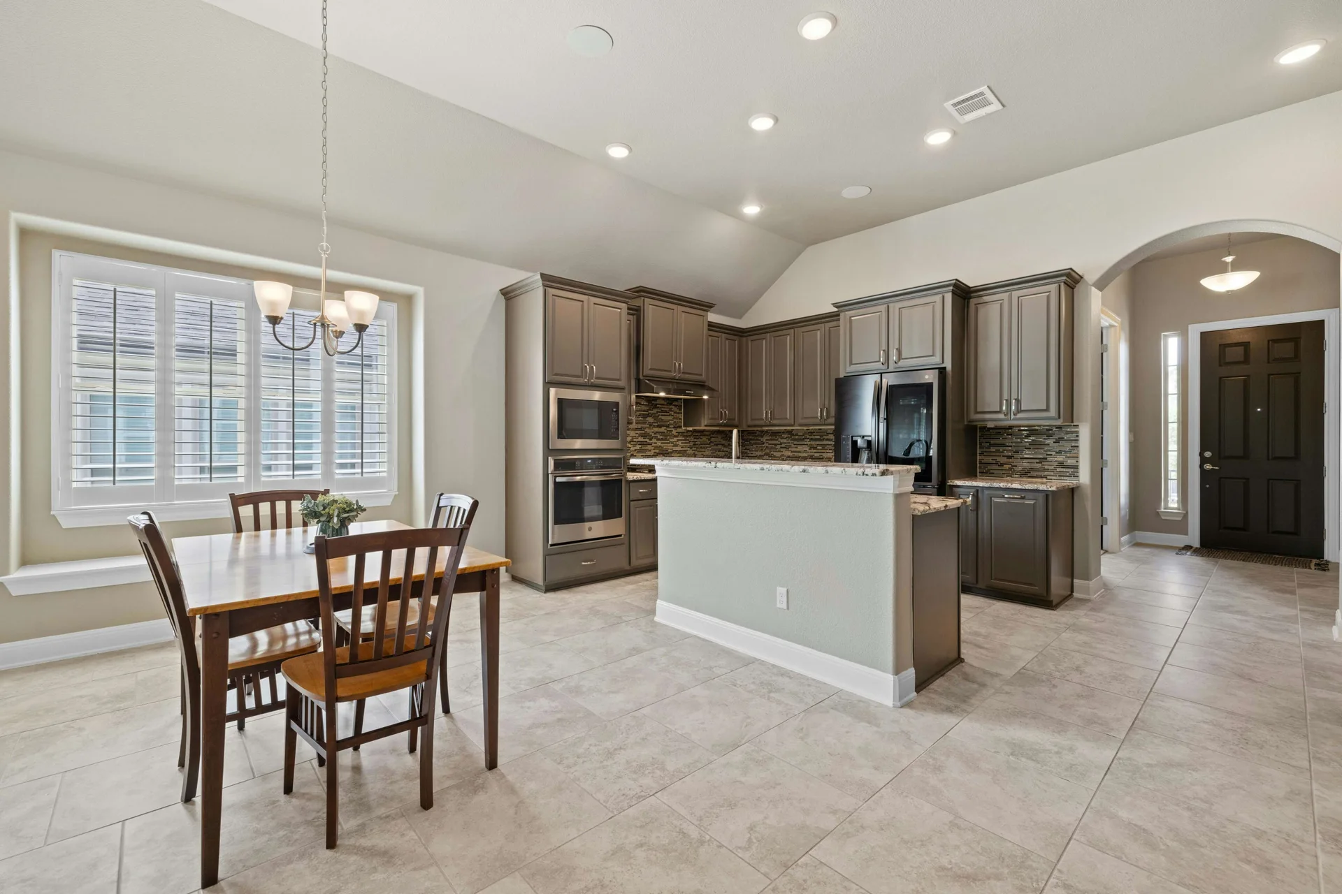 Impeccably Maintained 1-Story Taylor Morrison Home with Luxurious Amenities in Desirable Travisso Neighborhood! photo 9