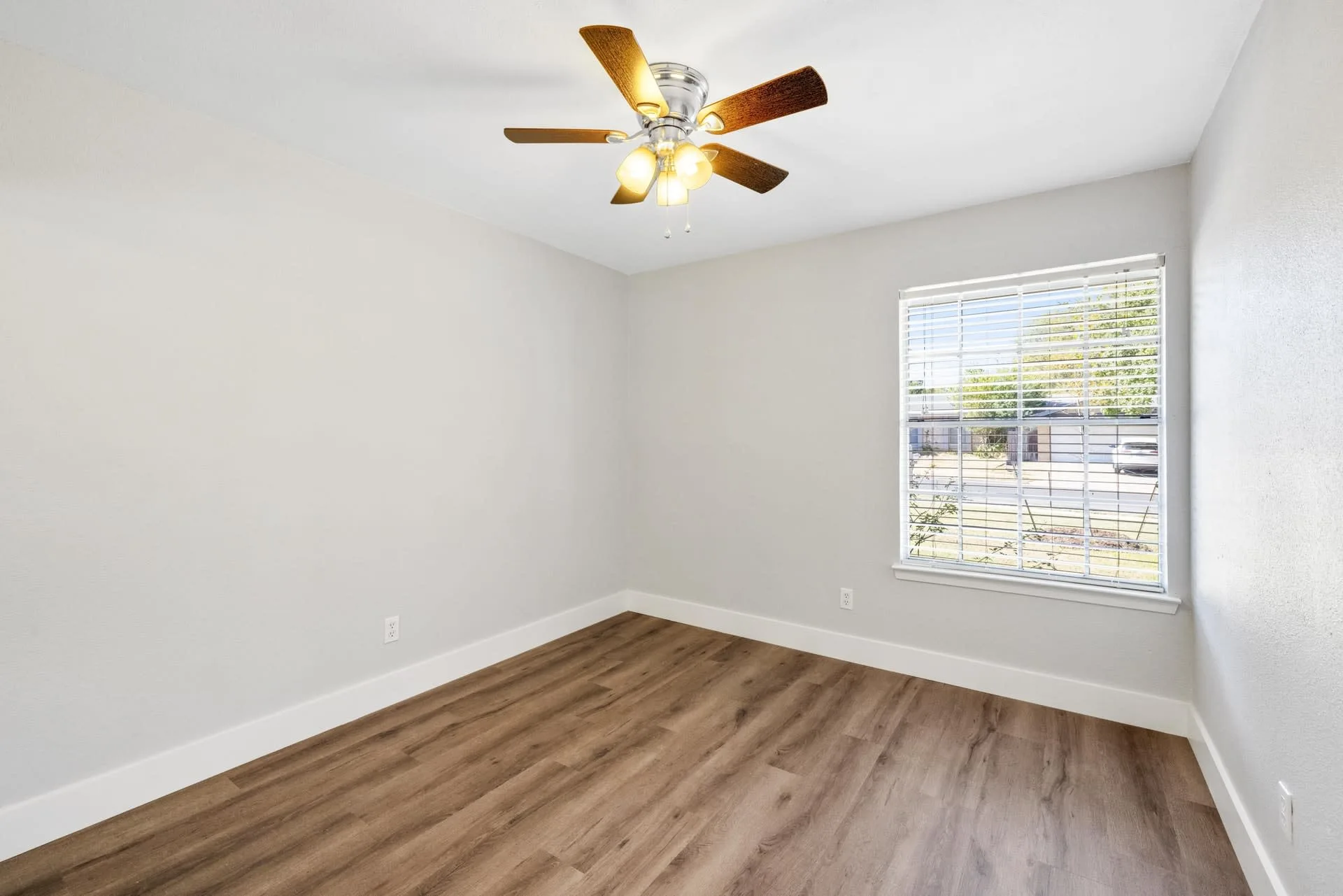 12109 Grey Rock Ln, photo 22