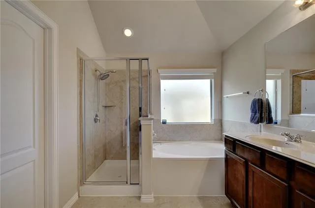 240 Snow Owl Holw photo 18