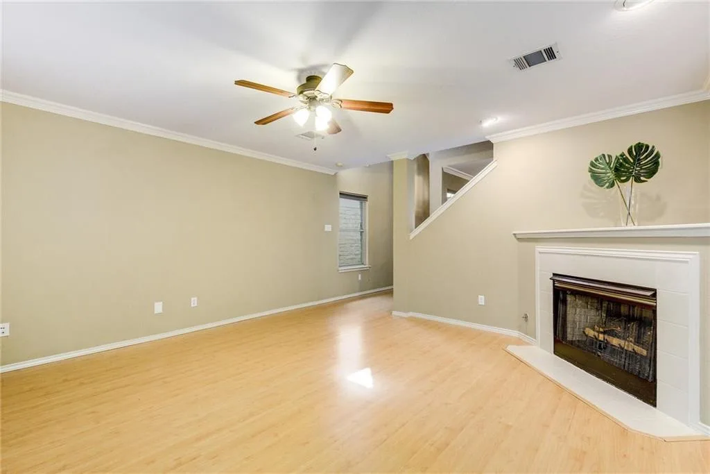 Stunning Milwood Home: Prime Location and Secluded Backyard that Backs to a Greenspace! photo 5