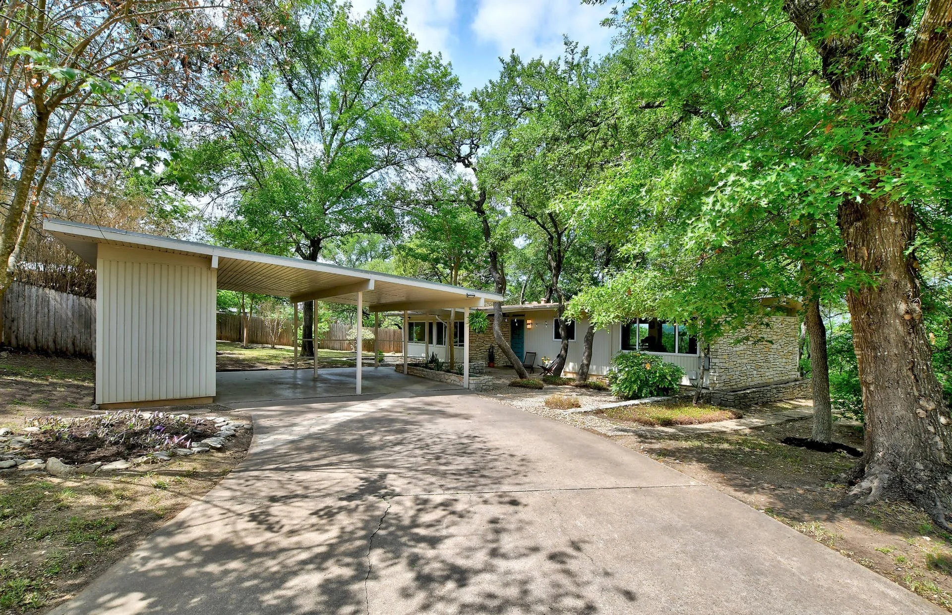 2305 Westworth Cir, Austin, Texas 78704 photo 4