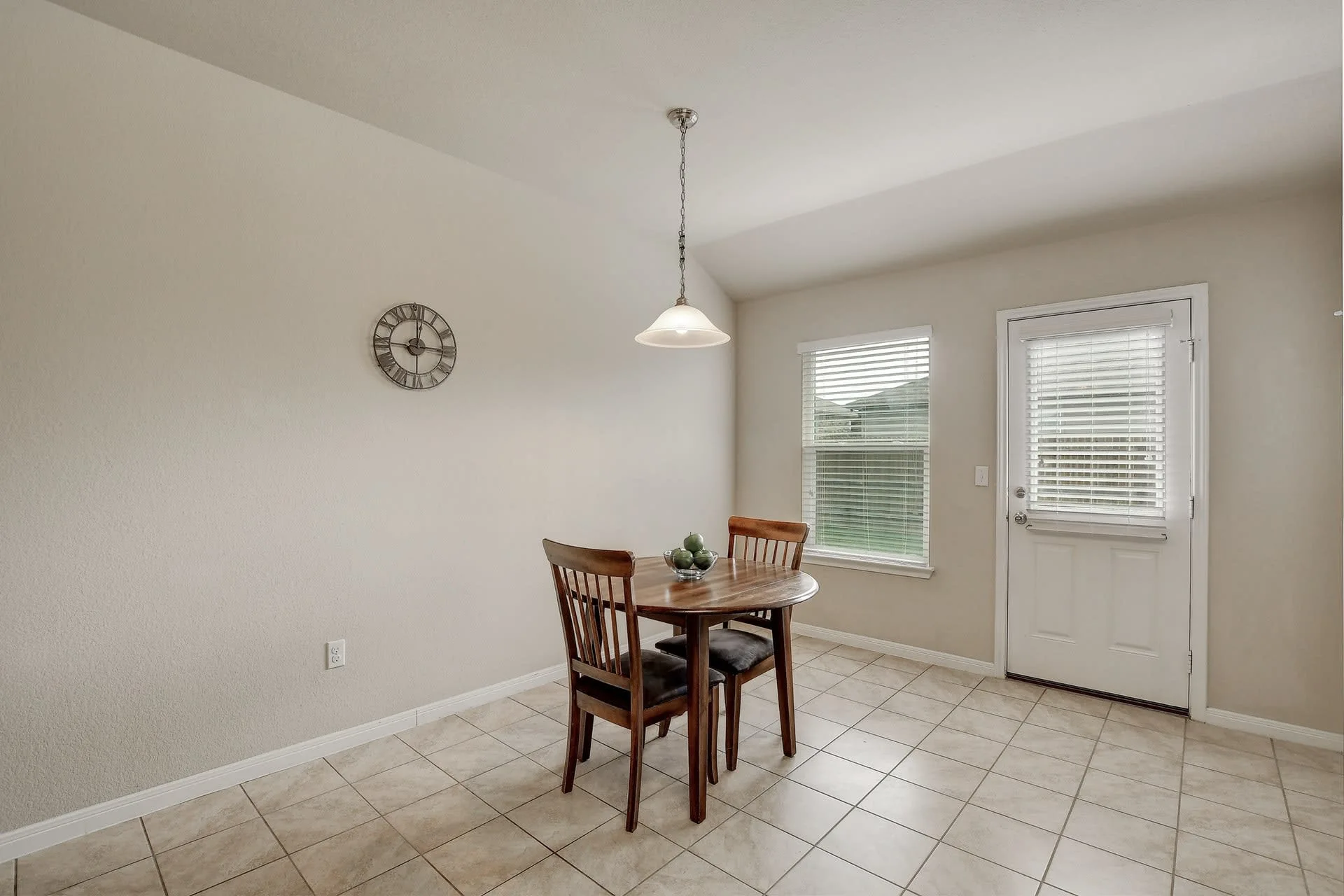 194 Screech Owl Dr photo 12