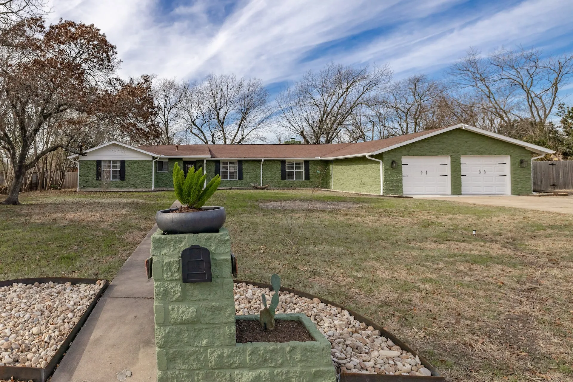 Dog friendly mid-century 1-story home near Domain photo 8