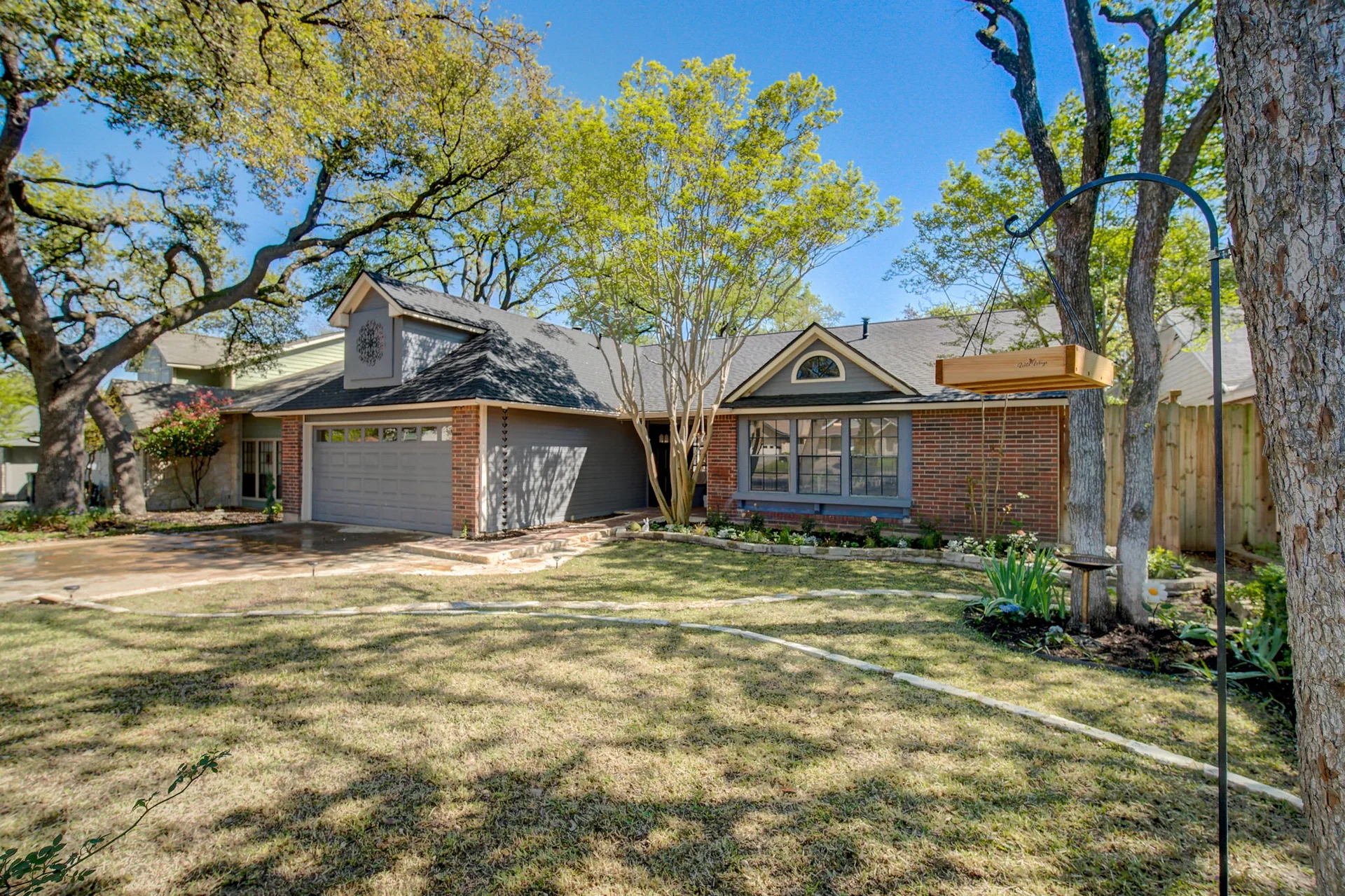 Charming Milwood Home Near Apple & The Domain photo 7