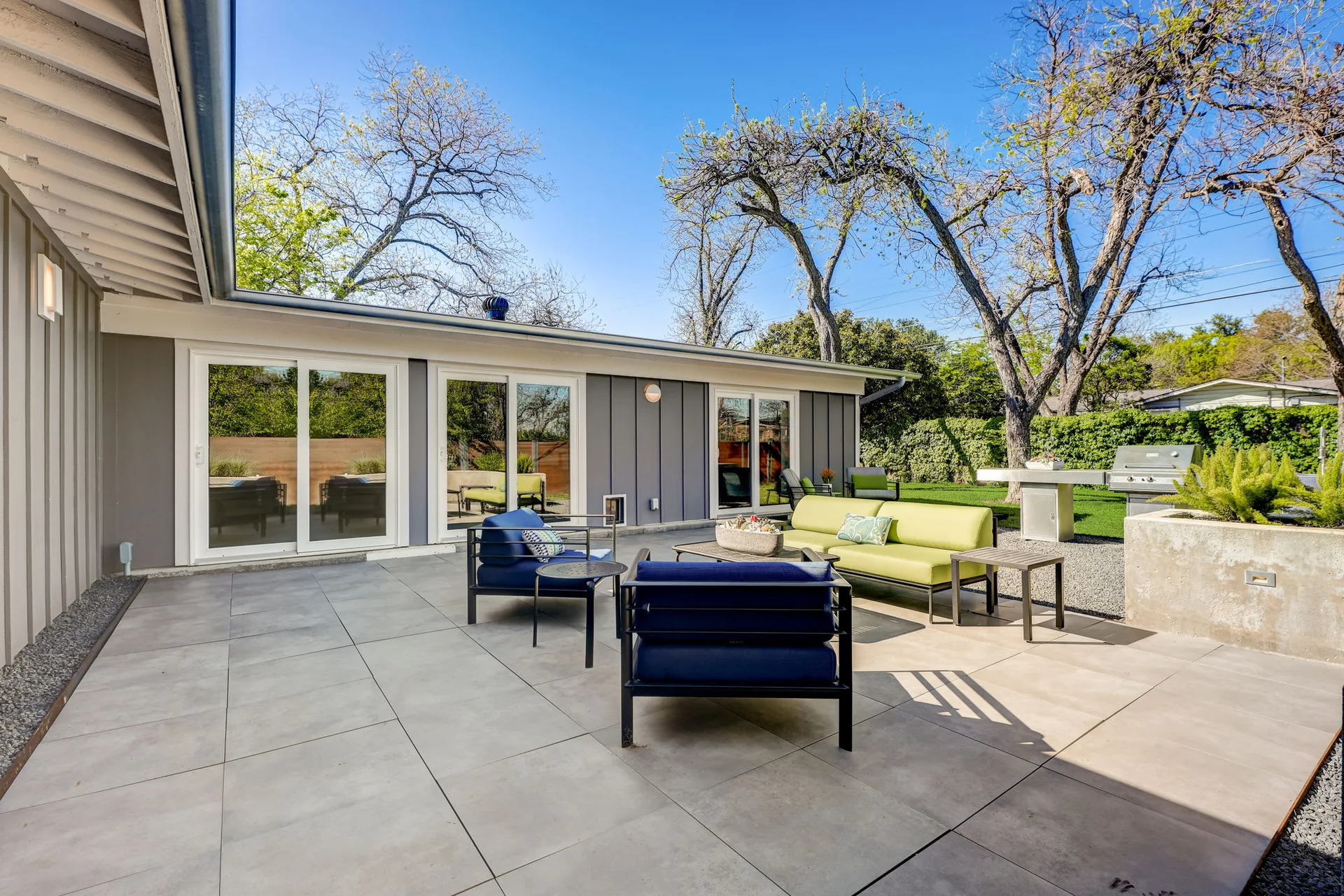 Stunning modern mid-century rebuilt home in the sought-after Delwood Heights near Mueller! photo 53