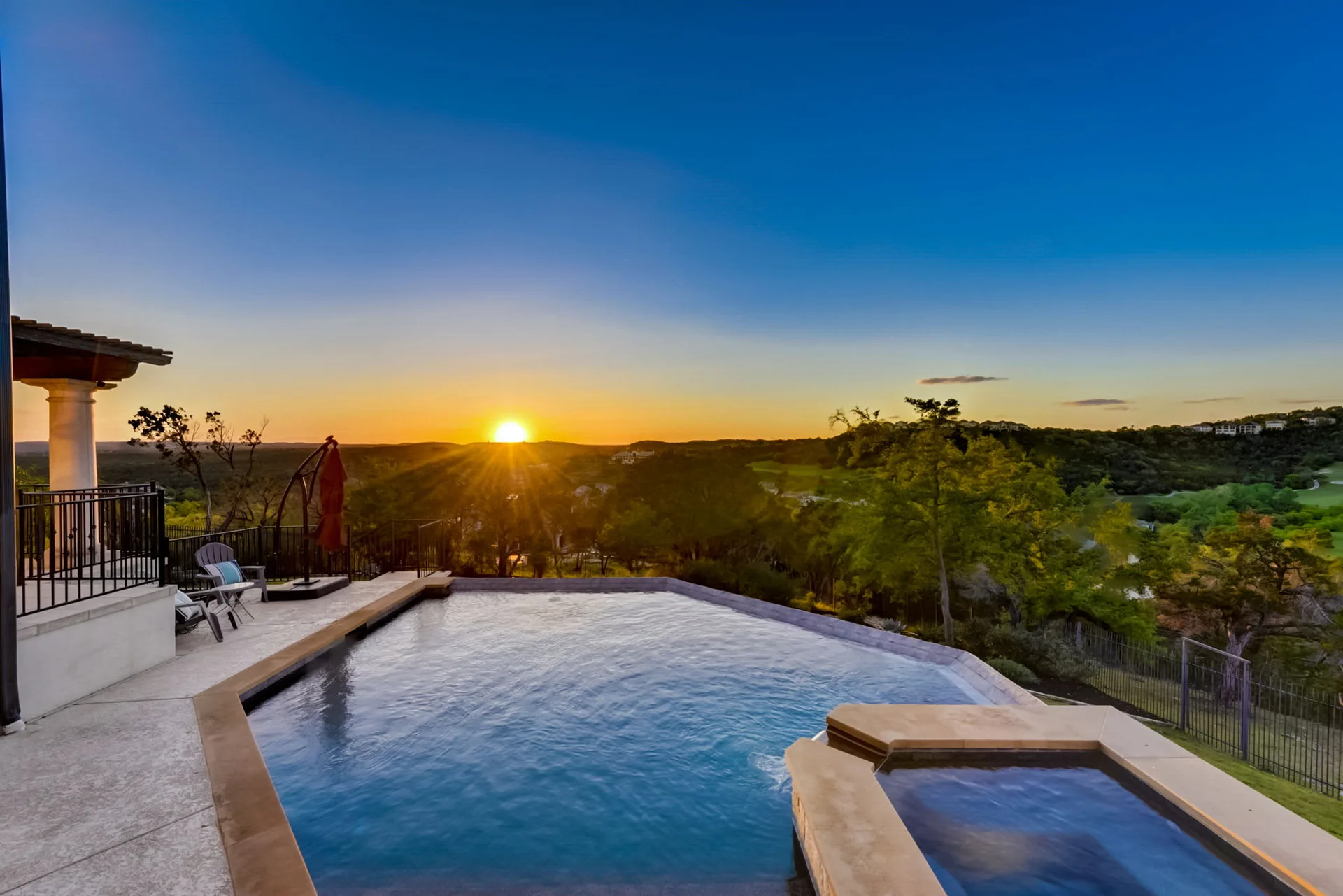 Hill Country Paradise: Luxurious 4/3 Home with Heated Pool/Spa and Spectacular Sunset Views in River Place! photo 2