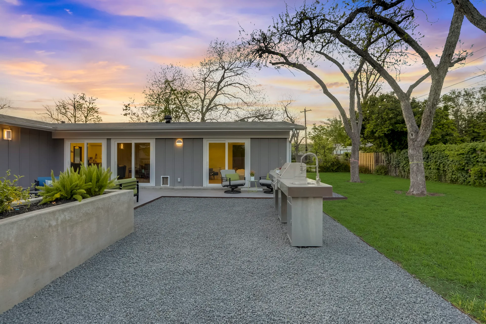 Stunning modern mid-century rebuilt home in the sought-after Delwood Heights near Mueller! photo 12