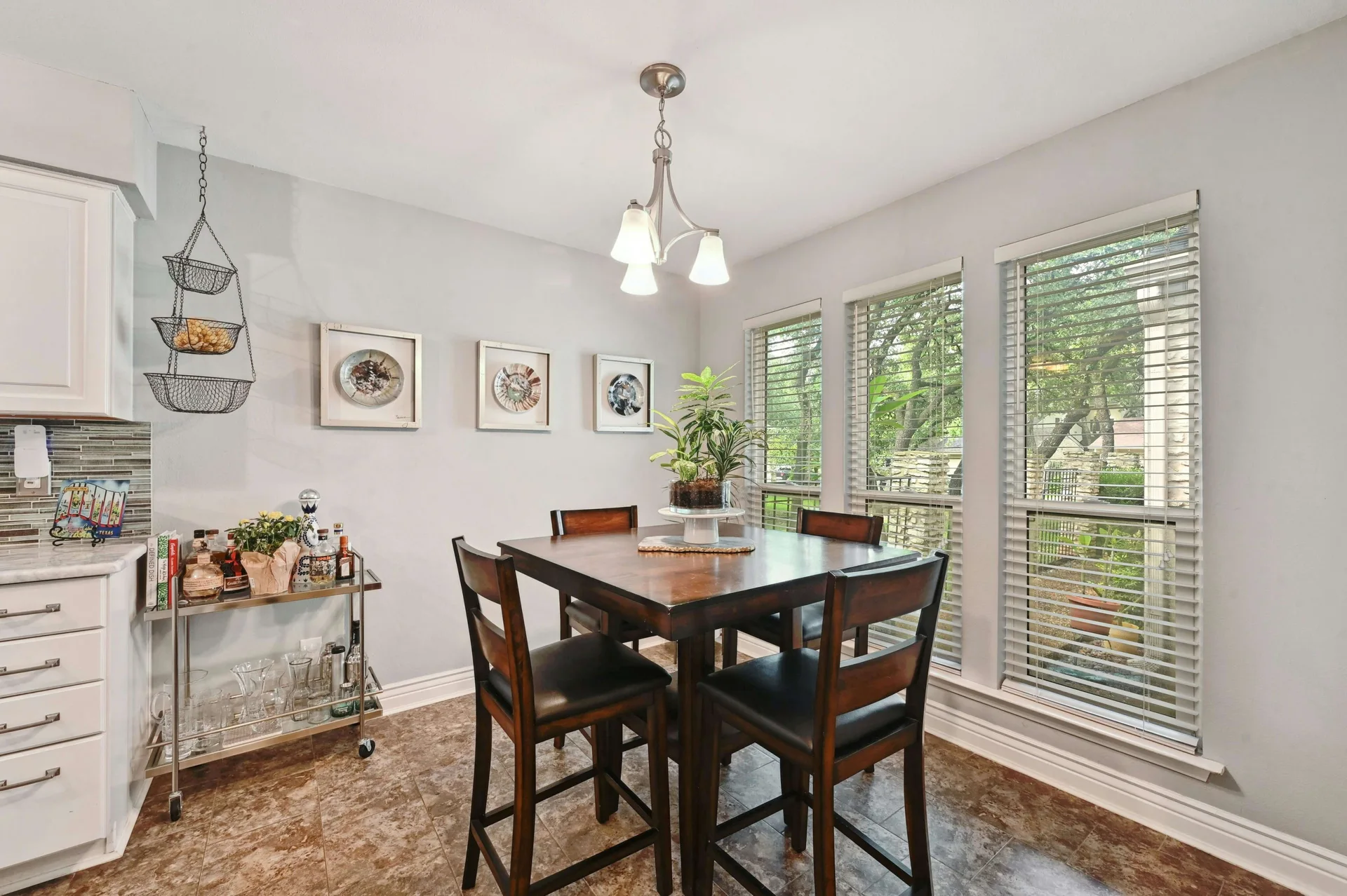 Alluring One-Story Home in in the Coveted 78759! photo 7
