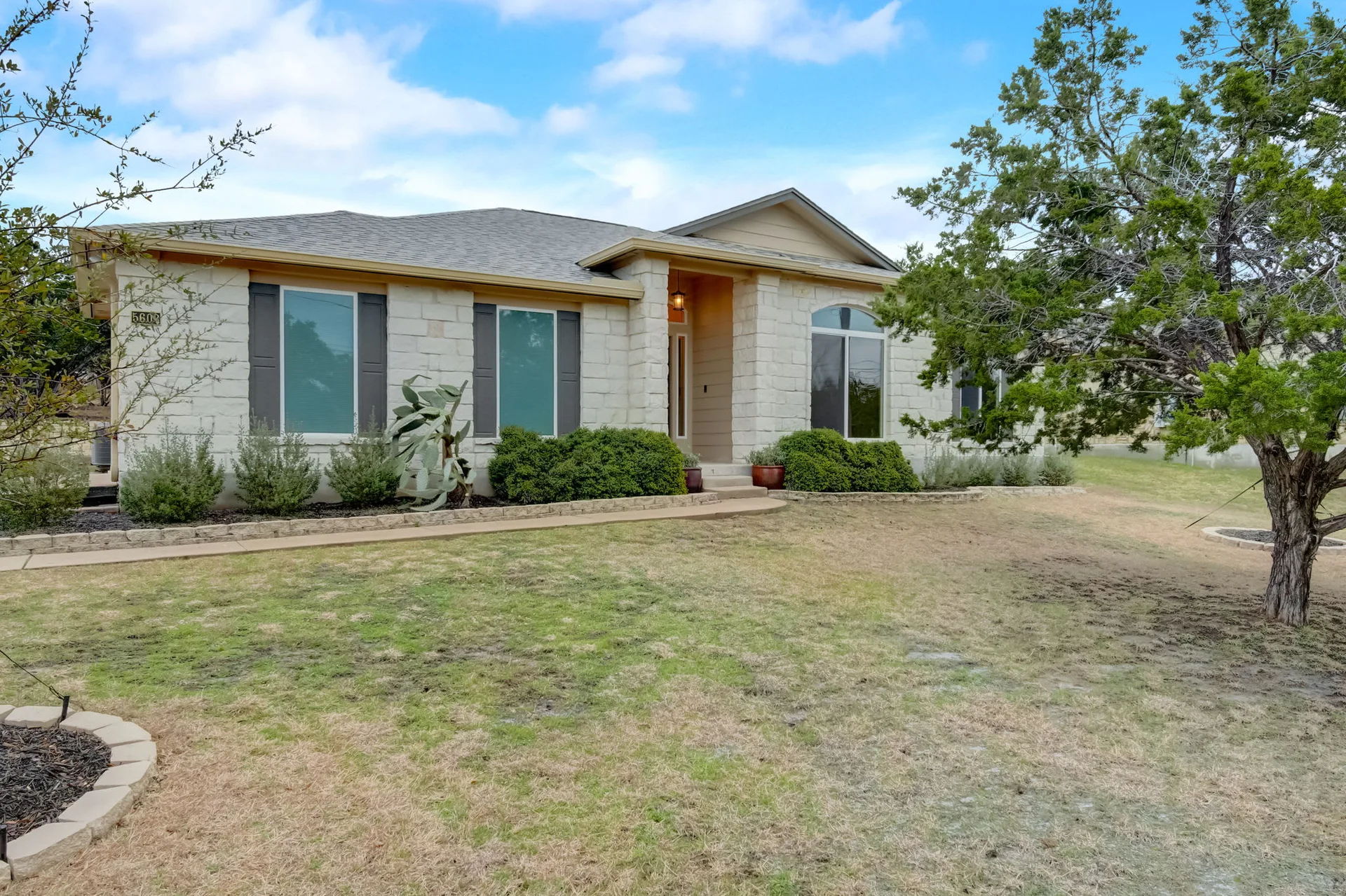 5603 Roundup Way, Lago Vista, Texas 78645 photo 5
