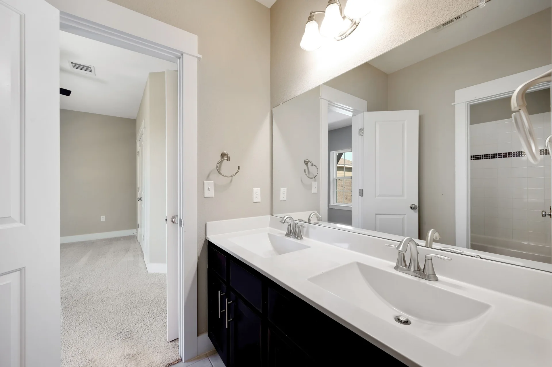 712 Waterfall Way photo 26