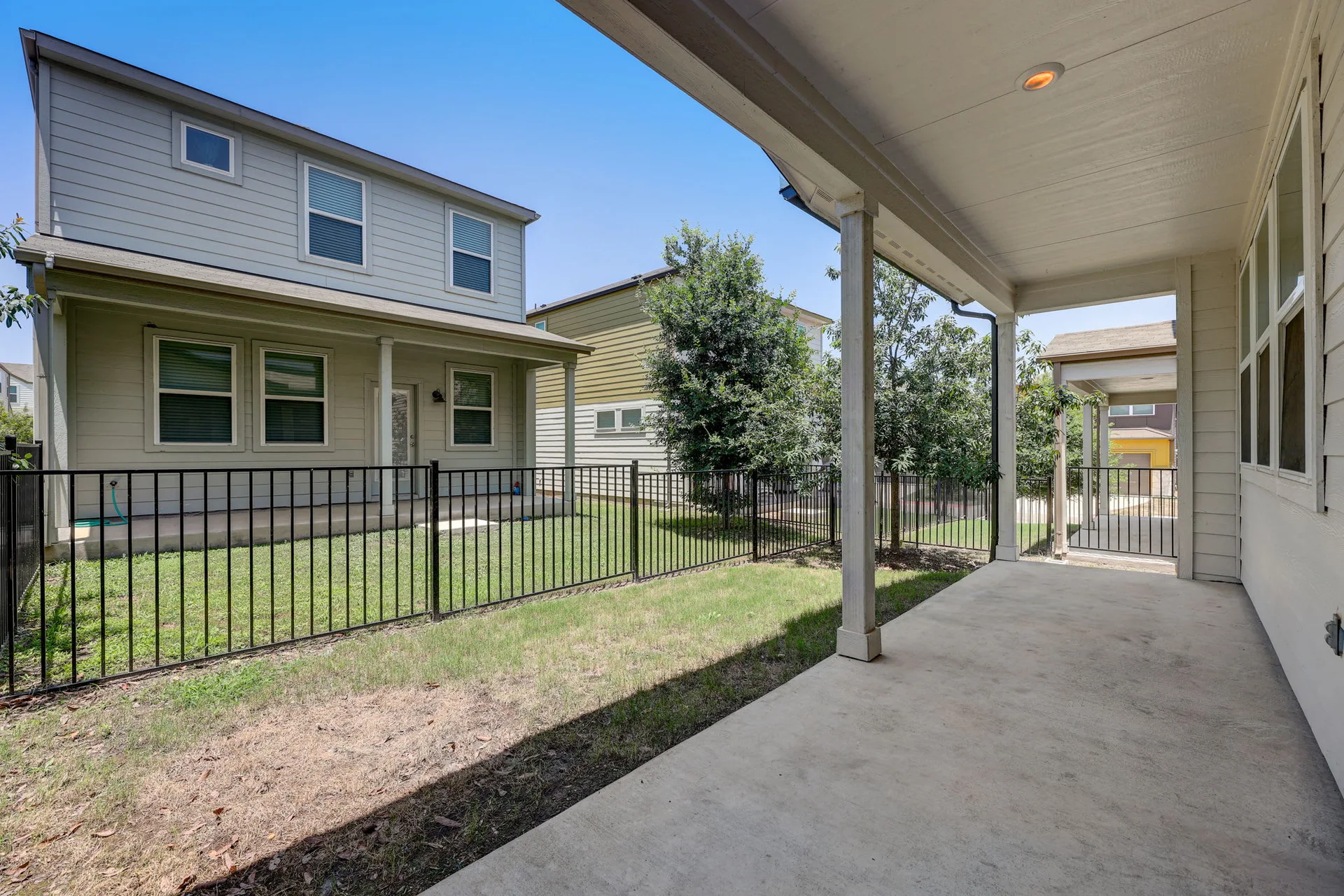Stunning 2021 Meritage Home in Easton Park with FREE Solar Panels! Better Priced Than New Builds and Move-In Ready! photo 33