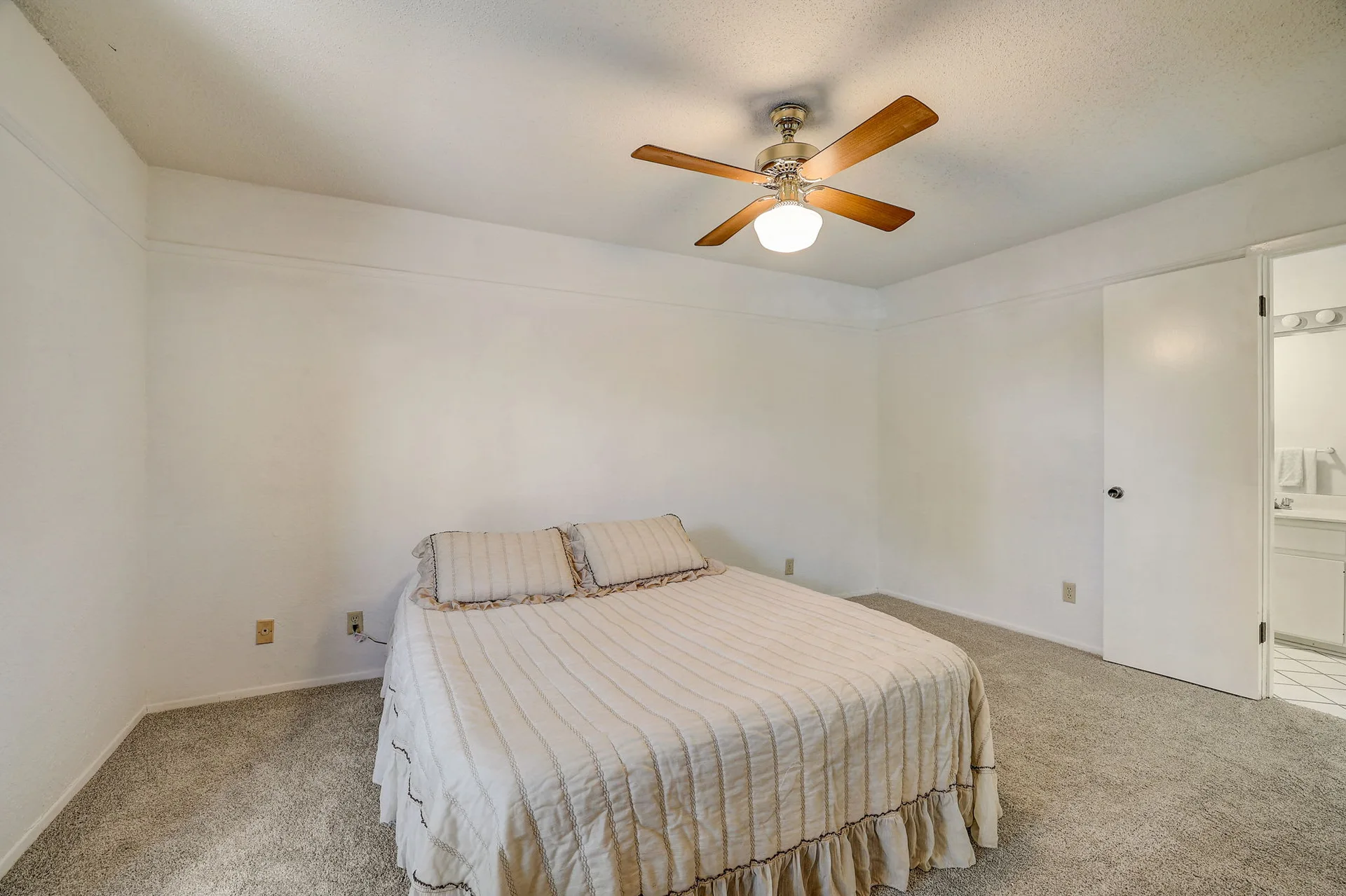 2425 Ashdale Dr #24, Austin, Texas 78757 photo 20