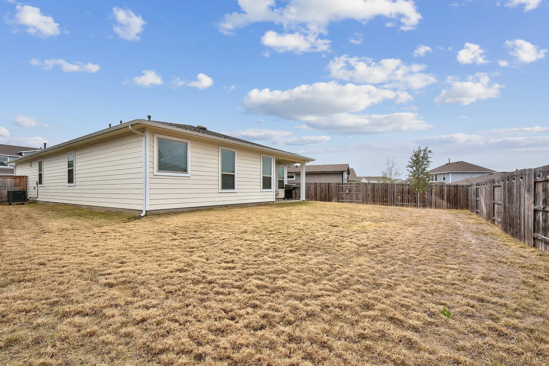 8206 Dampton Ln, Austin, Texas 78744 photo 24