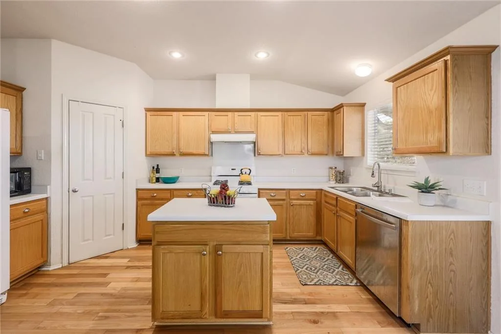 8101 Luling Ln | Leased photo 17