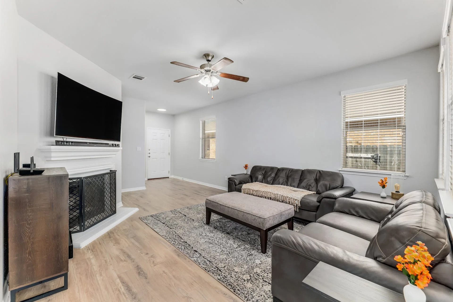 941 Hyde Park Dr, Round Rock, Texas 78665 photo 6