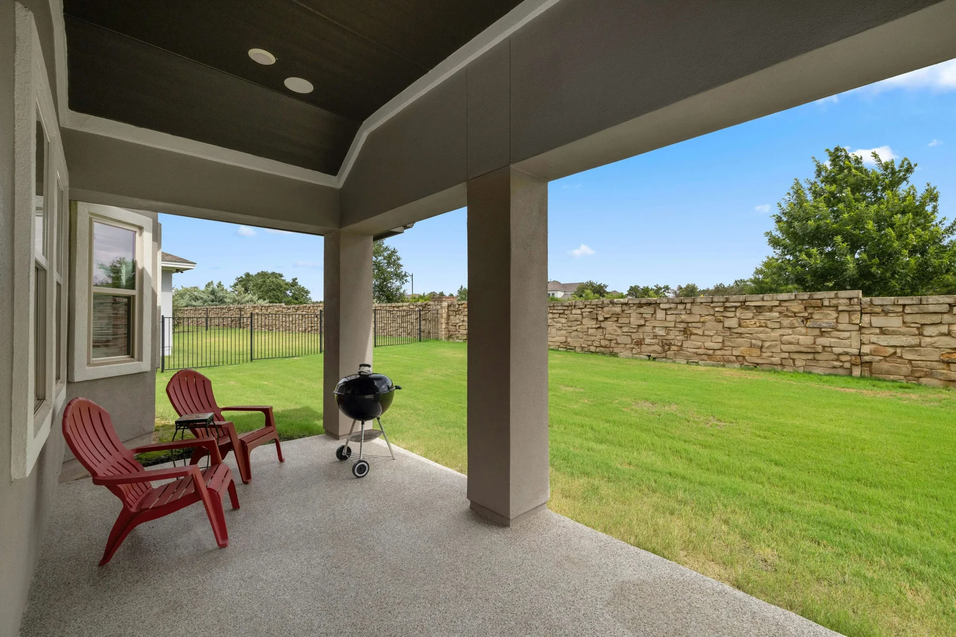 Impeccably Maintained 1-Story Taylor Morrison Home with Luxurious Amenities in Desirable Travisso Neighborhood! photo 26